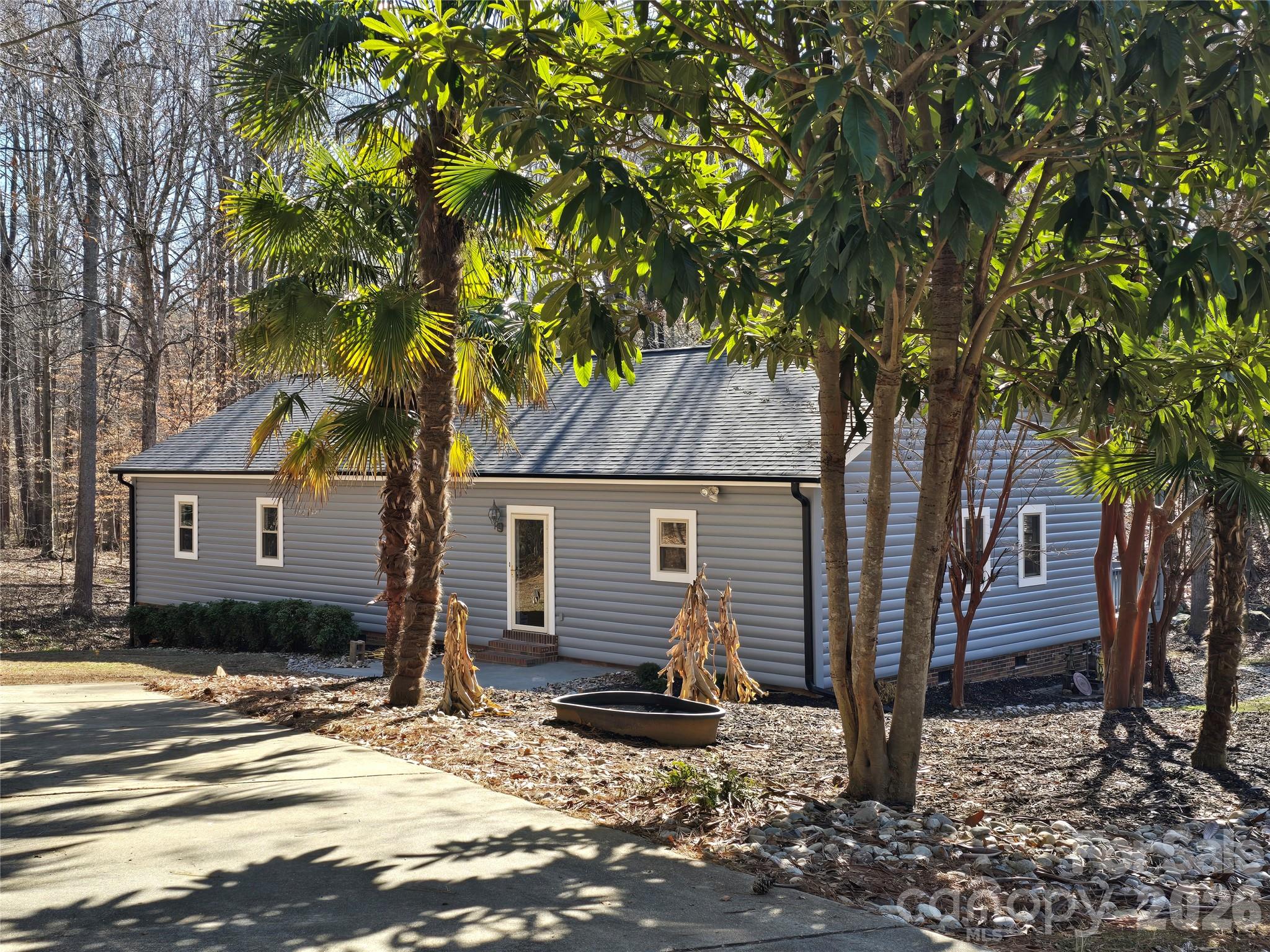 6802 Lowesville Lane — Stanley