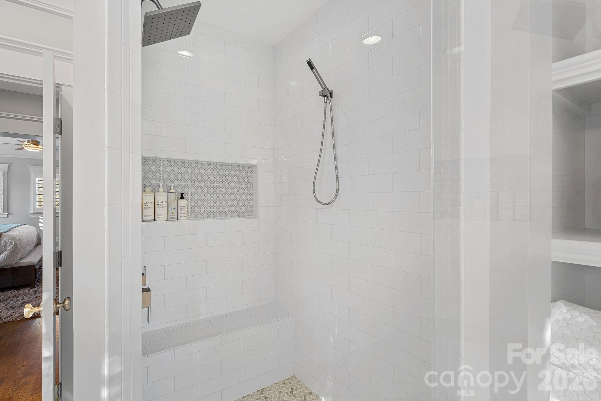 155 Torrence Chapel Road — Mooresville