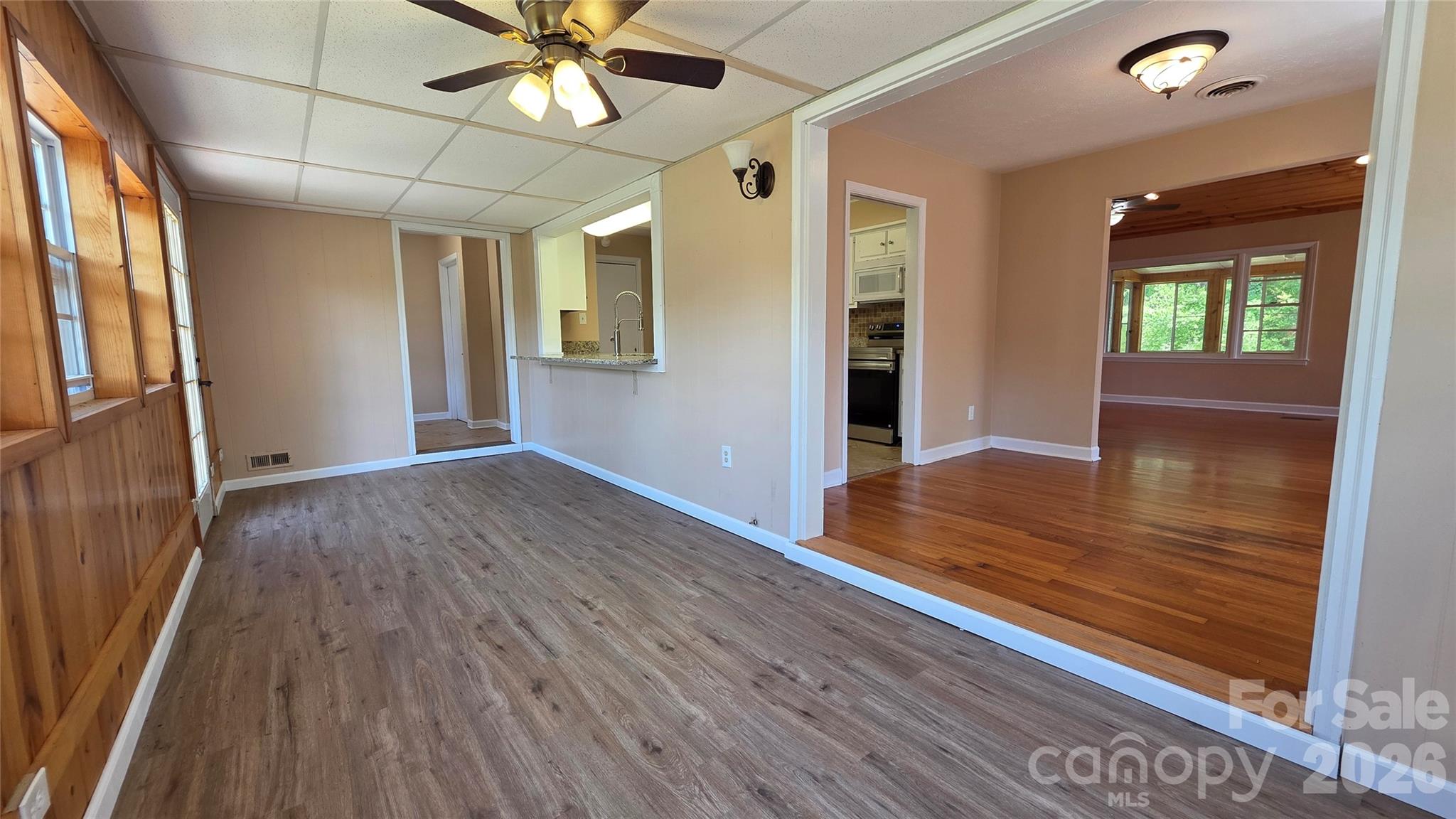 1627 Greenville Highway — Hendersonville