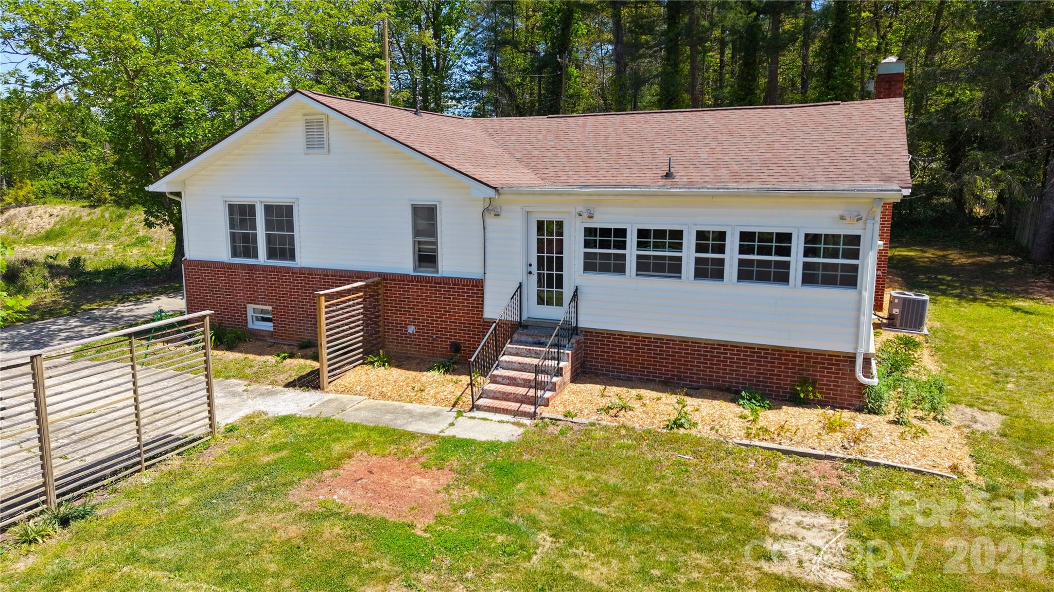 1627 Greenville Highway — Hendersonville
