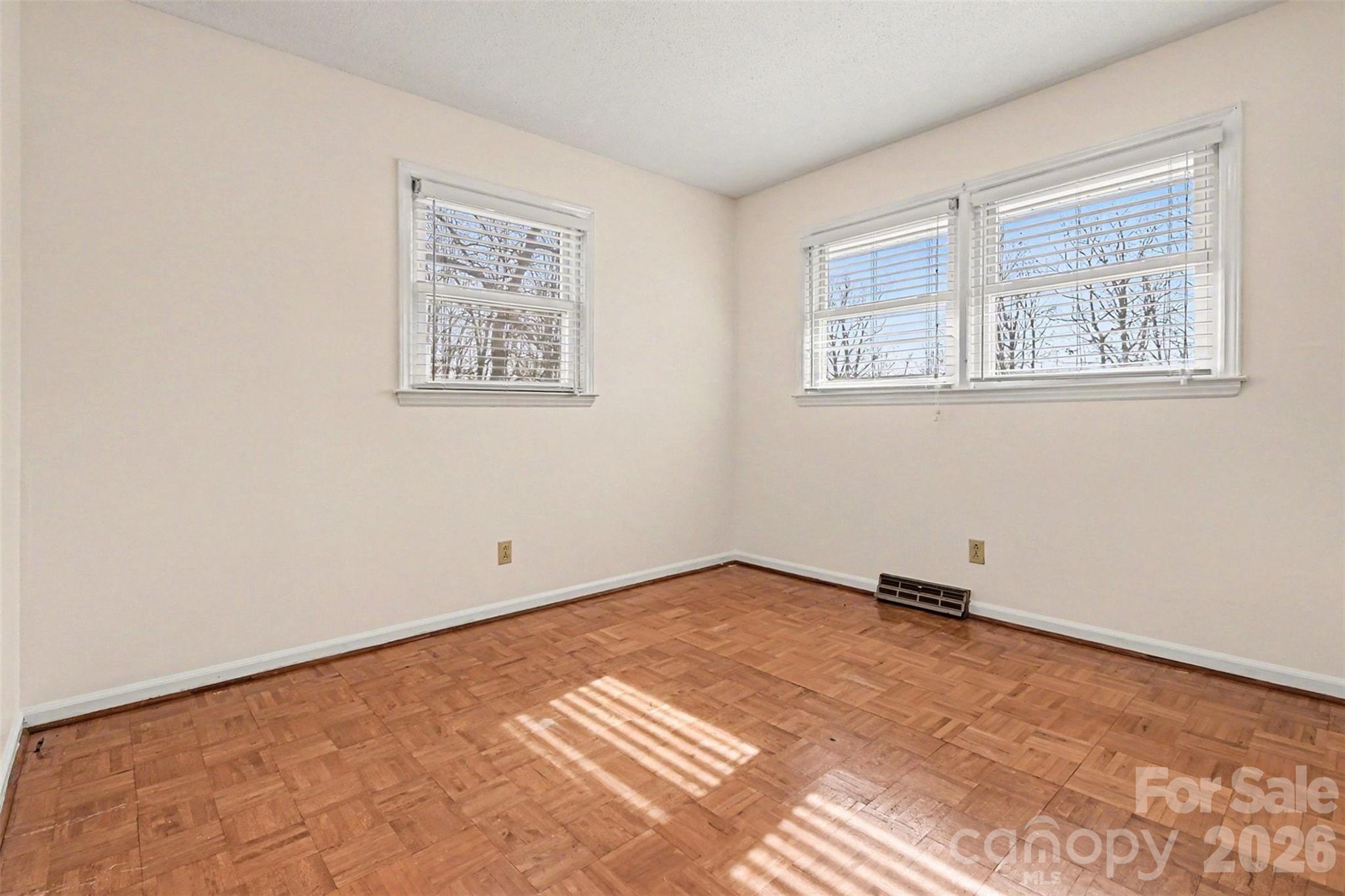 238 Lakeview Drive — Blacksburg