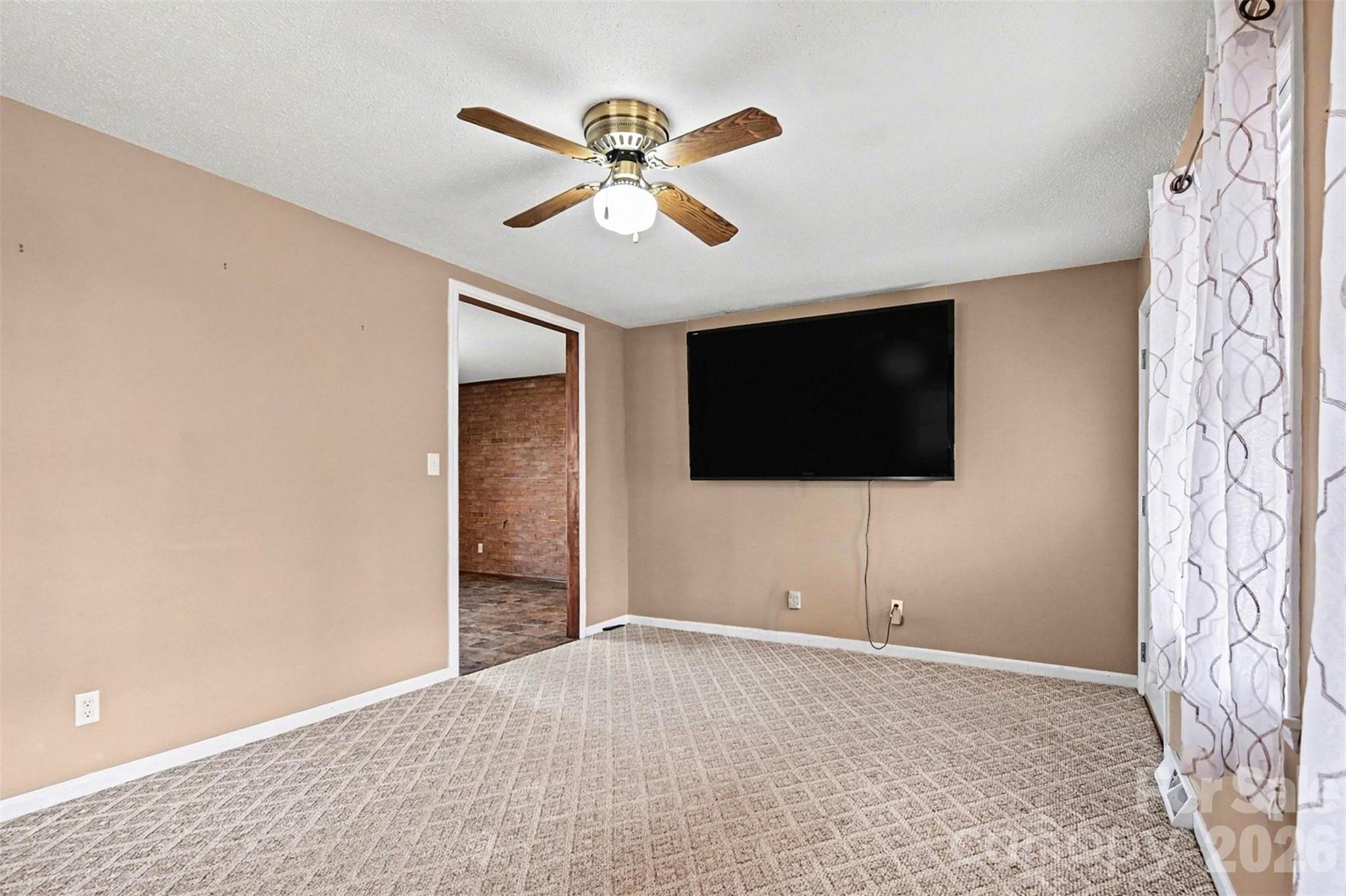 238 Lakeview Drive — Blacksburg