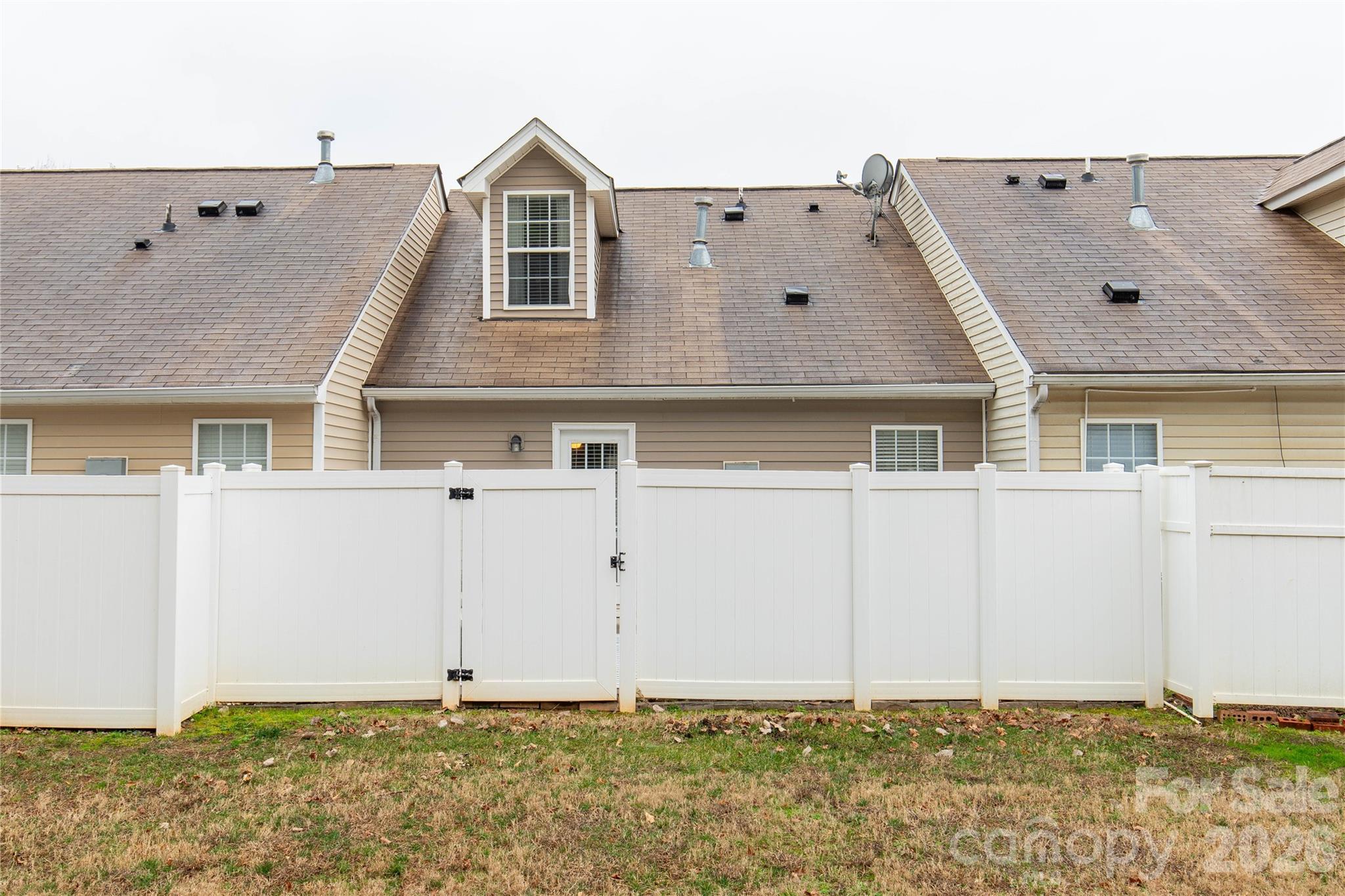 1333 Stoney Creek Lane — Fort Mill