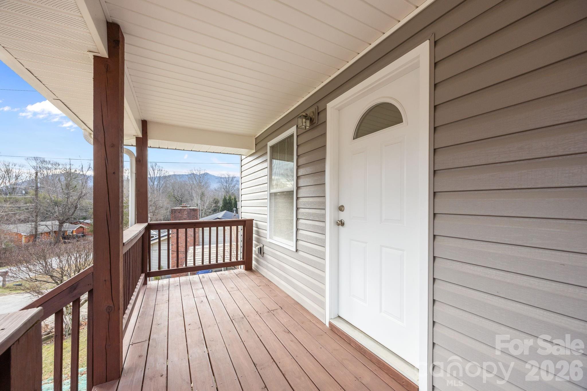 25 Byrd Road — Black Mountain