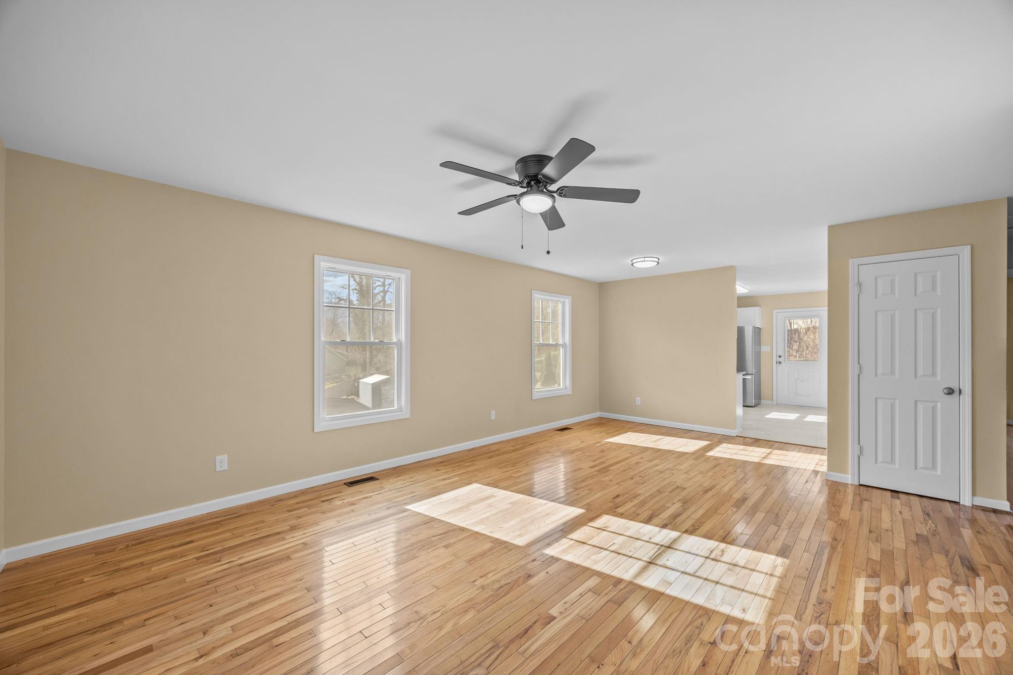25 Byrd Road — Black Mountain