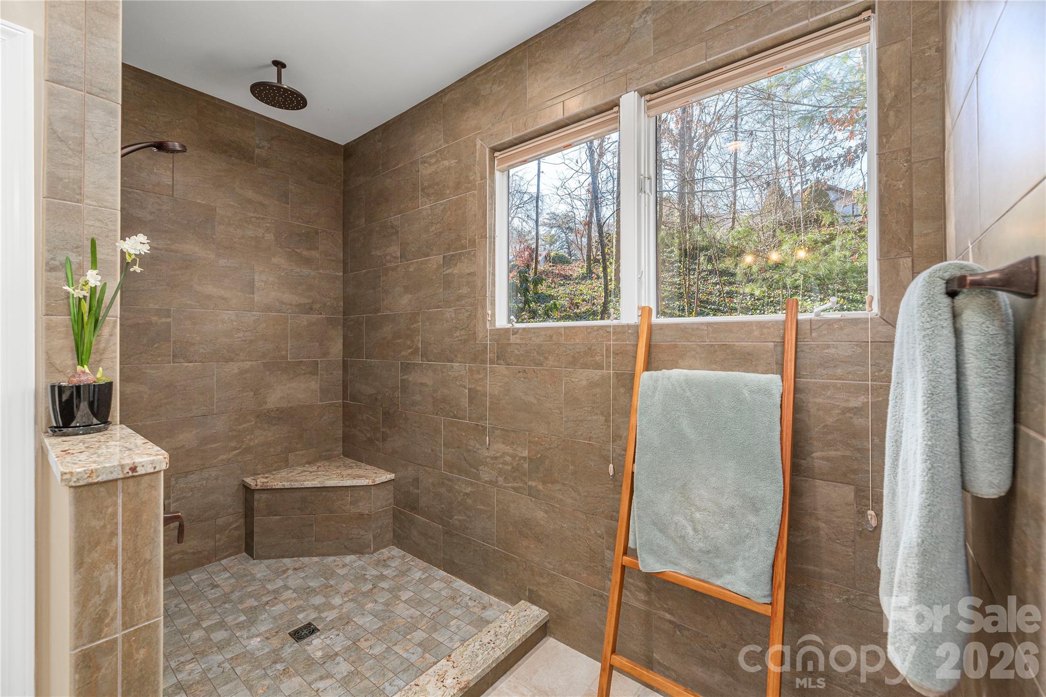 35 Hillcreek Drive — Asheville