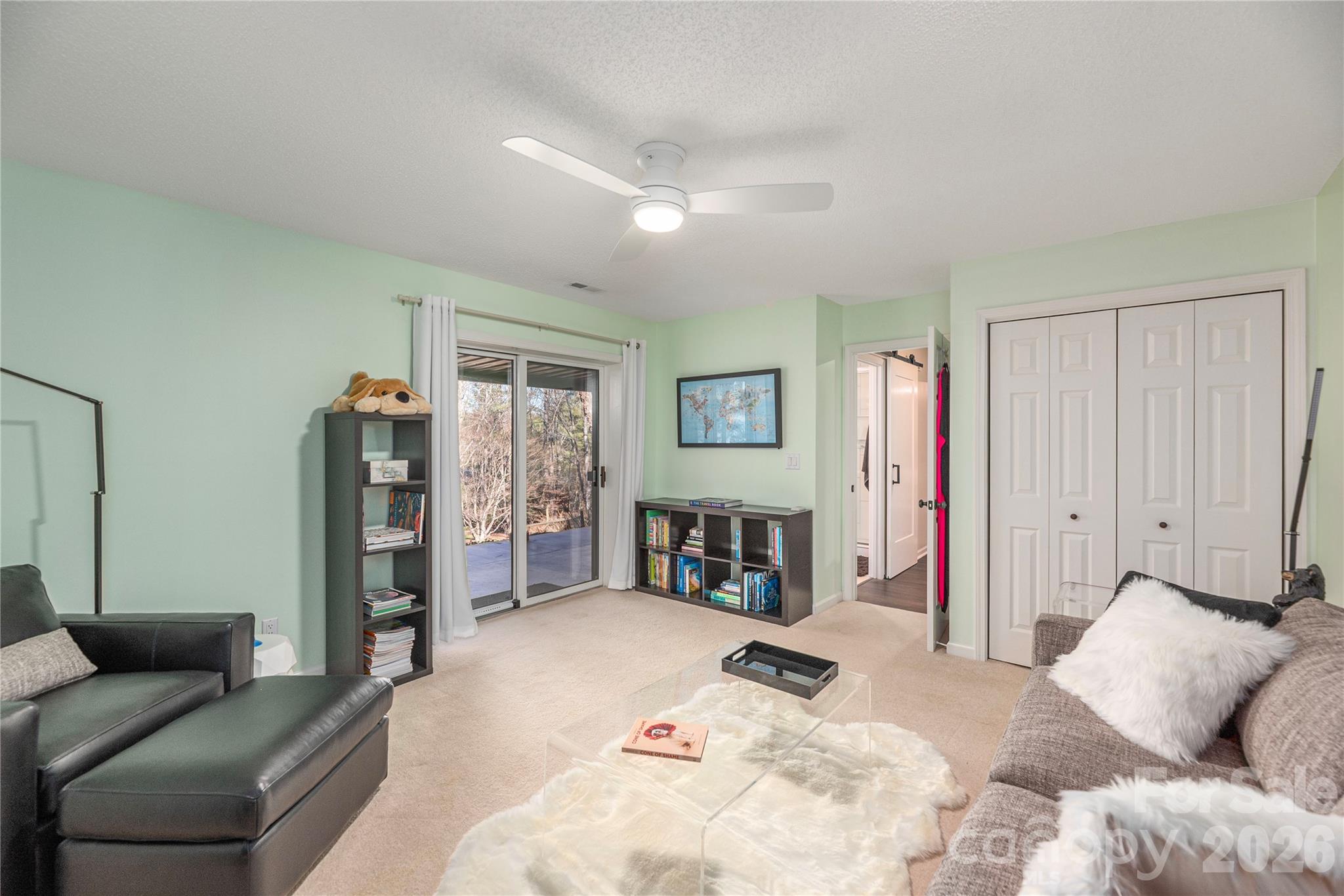 35 Hillcreek Drive — Asheville