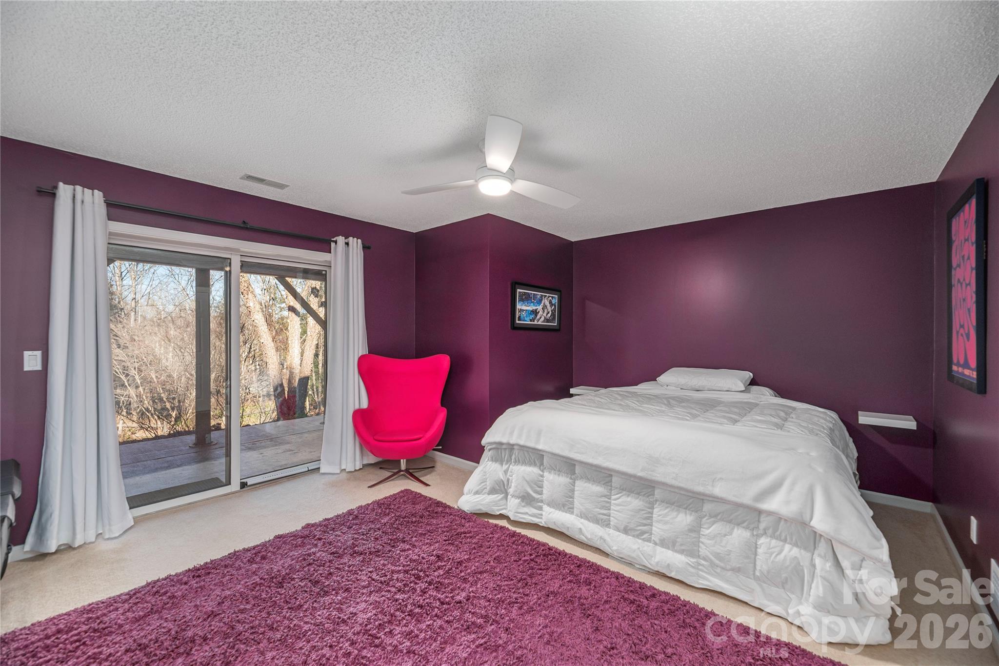 35 Hillcreek Drive — Asheville