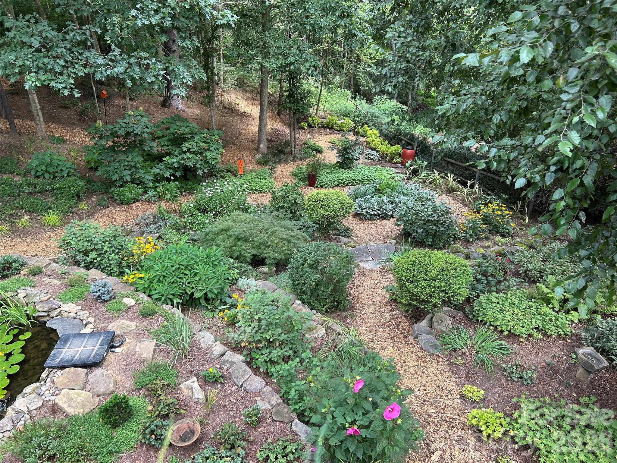 35 Hillcreek Drive — Asheville