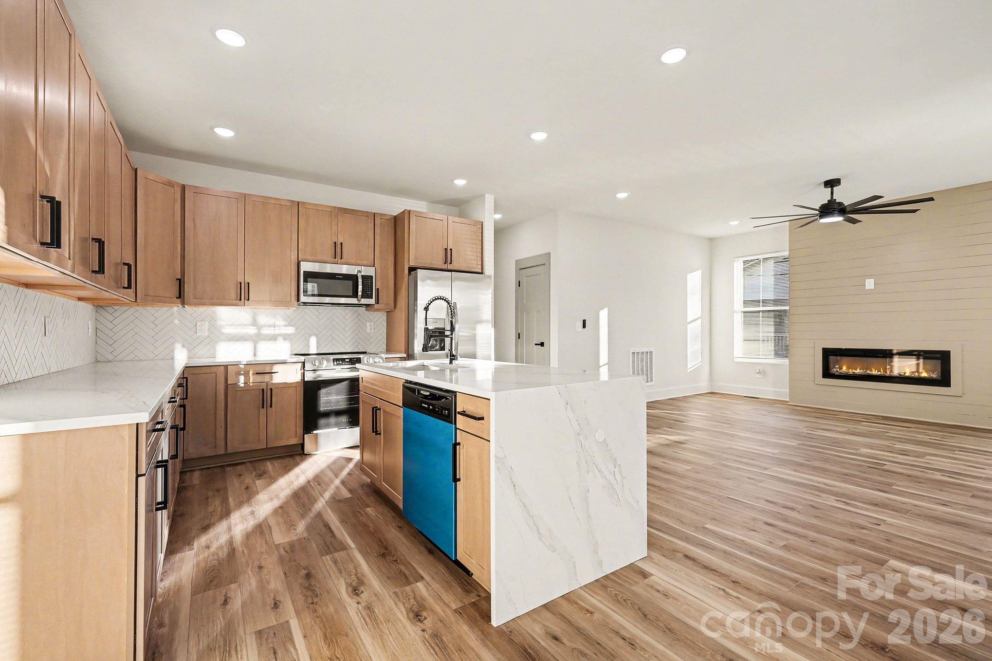 401 Colston Street — Albemarle