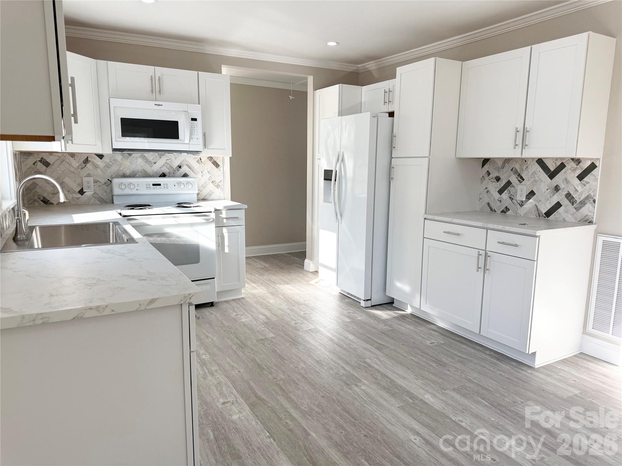438 Pop Davis Road — Taylorsville