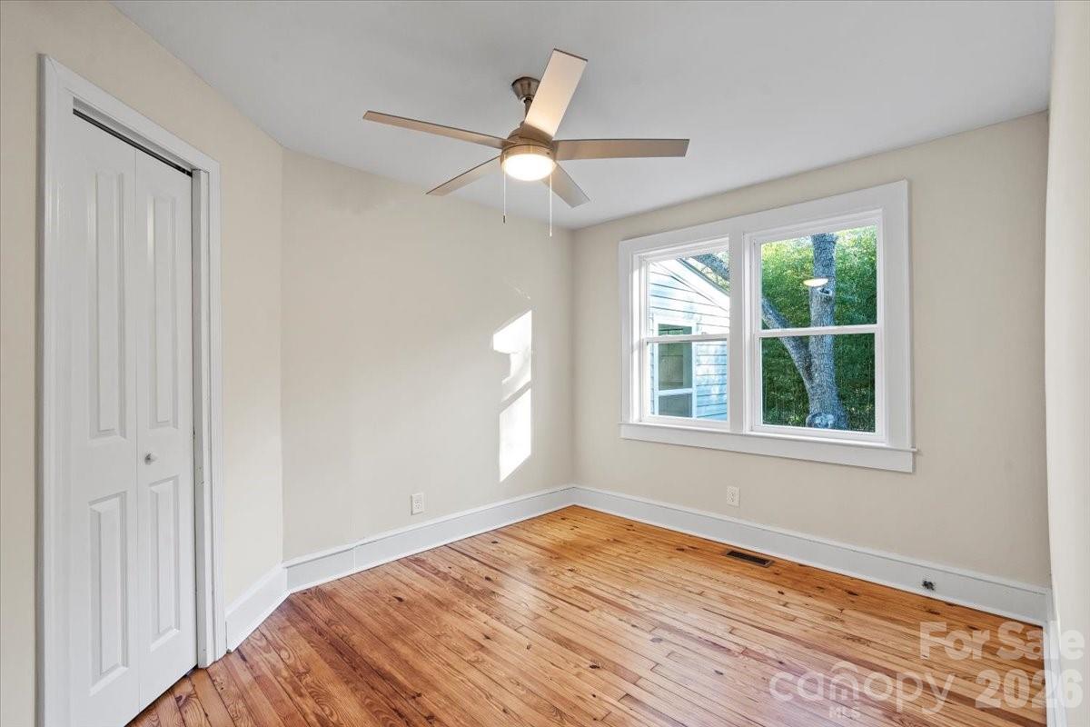 165 E Lacy Street — Chester