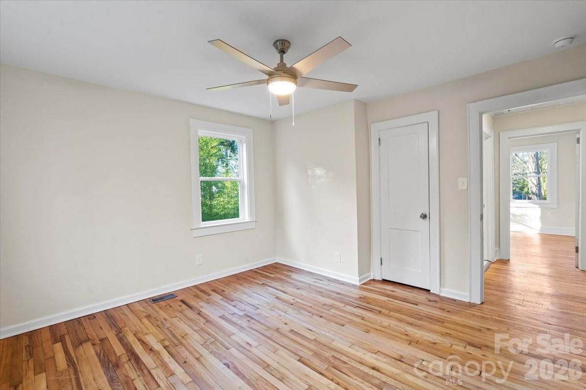 165 E Lacy Street — Chester