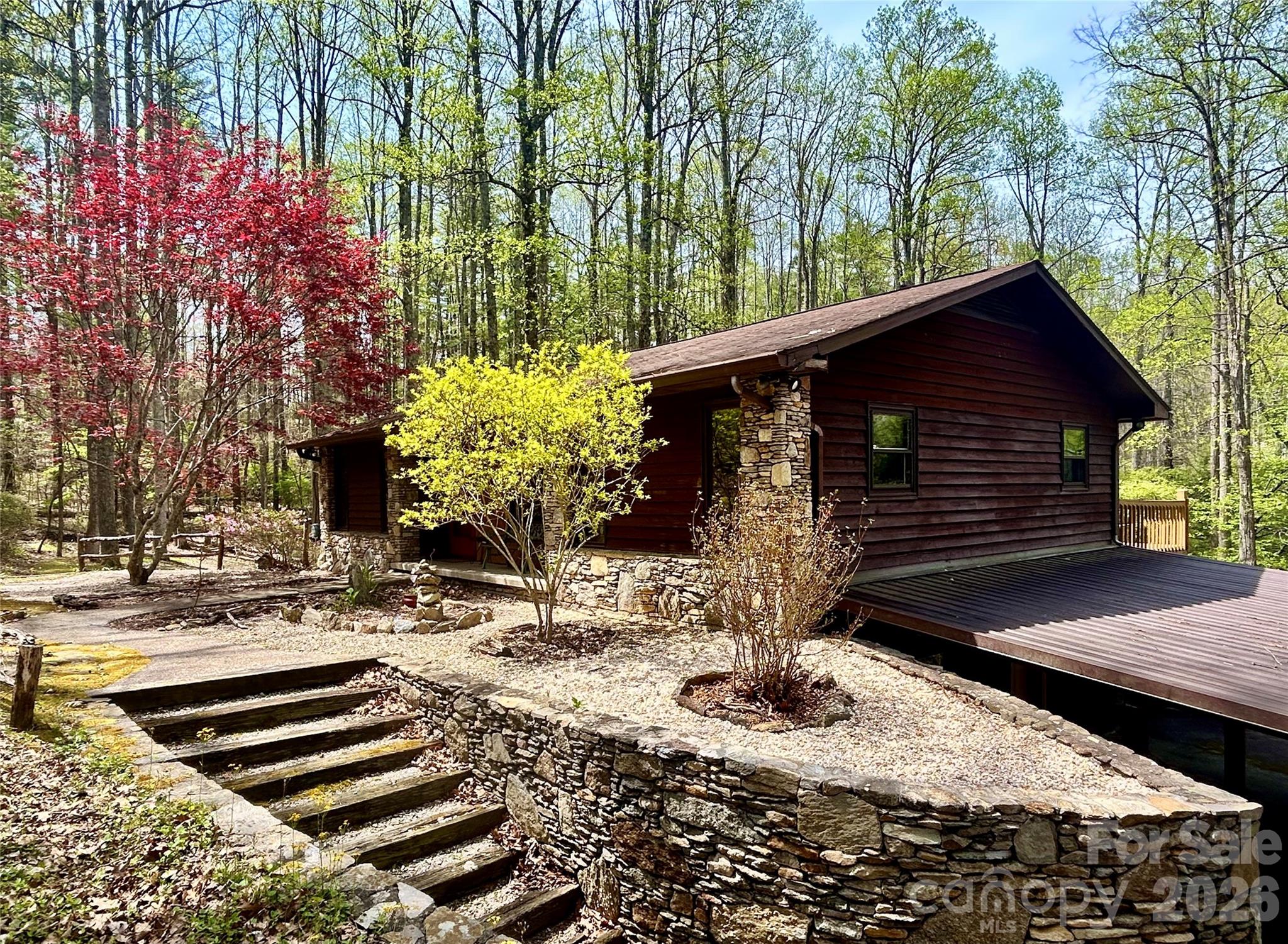 45 Crescent Drive — Hendersonville