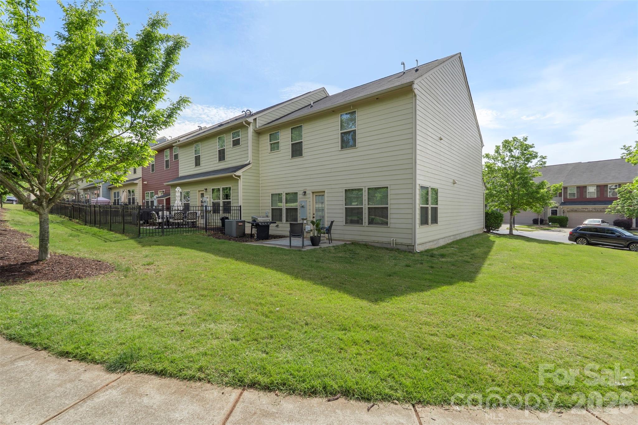 1845 Fleetwood Drive — Charlotte
