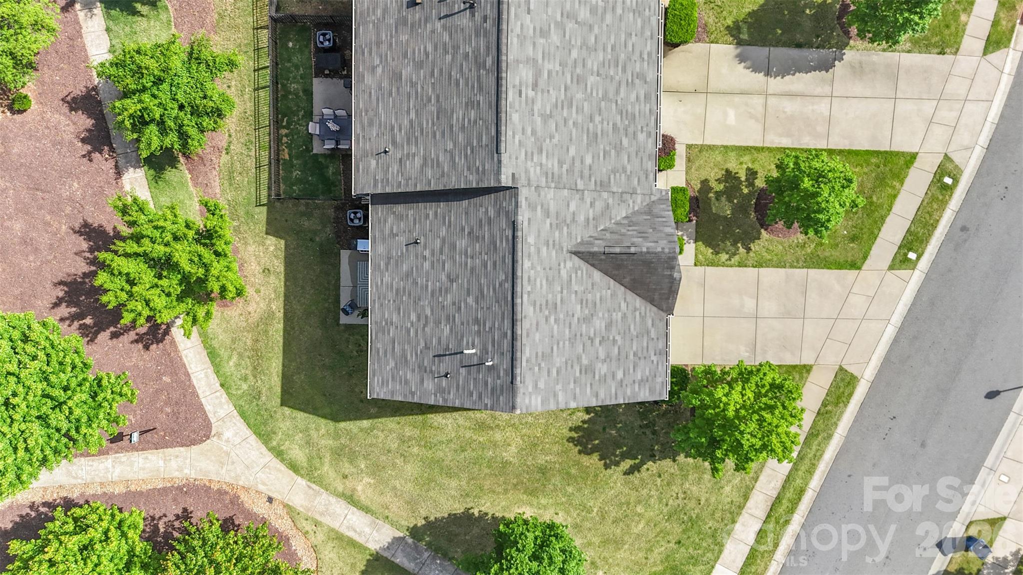 1845 Fleetwood Drive — Charlotte