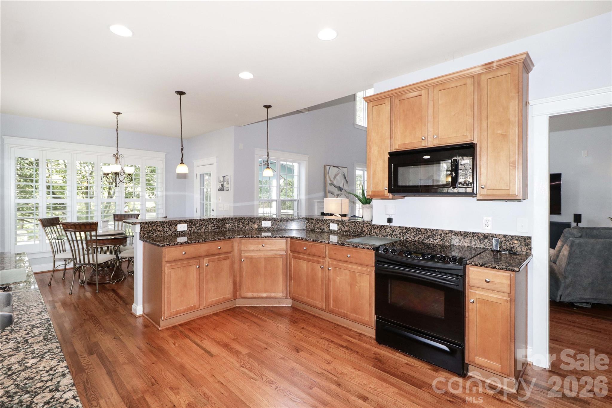 184 Hunters Hill Drive — Statesville