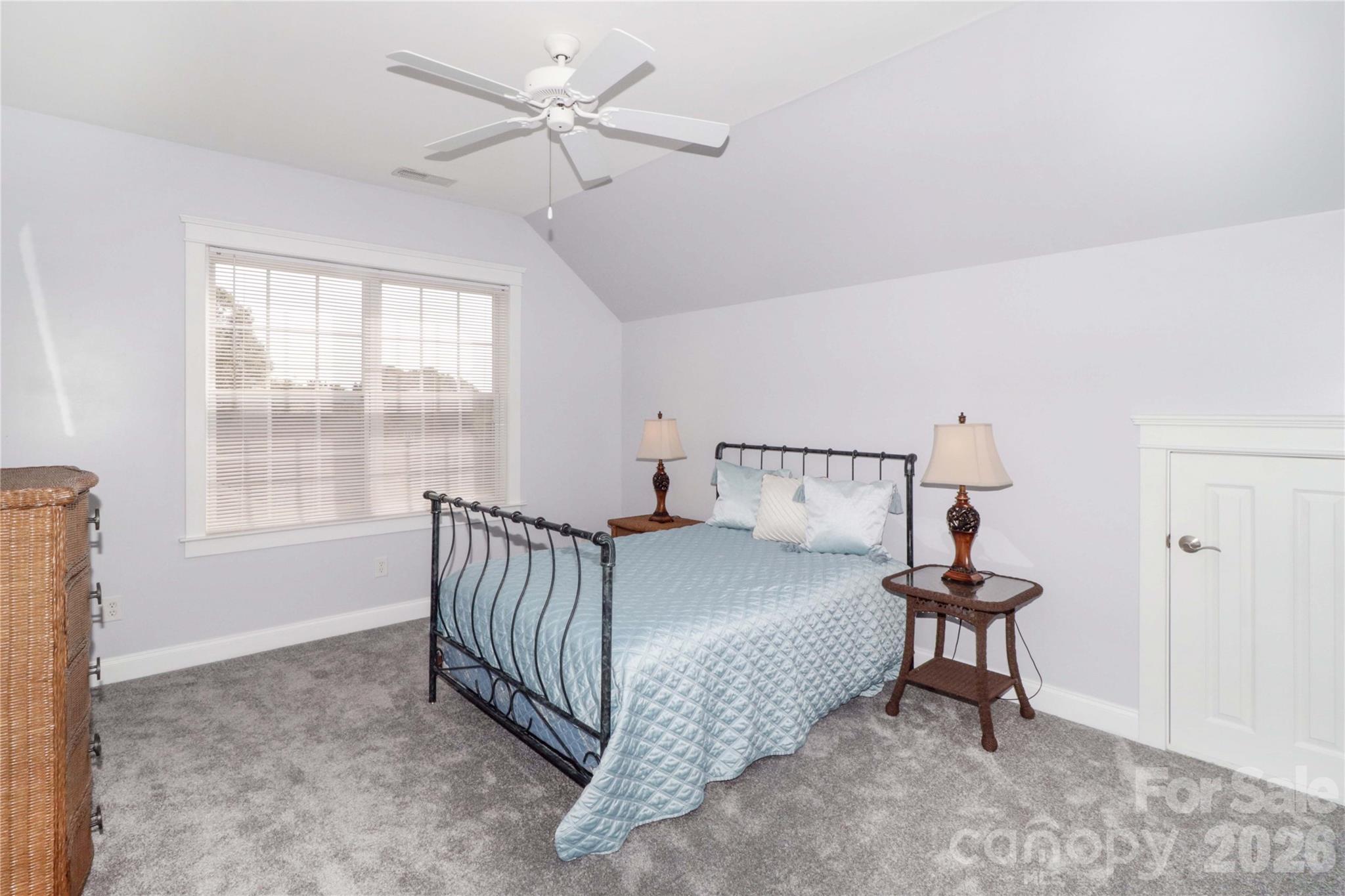 184 Hunters Hill Drive — Statesville