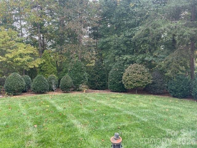 184 Hunters Hill Drive — Statesville