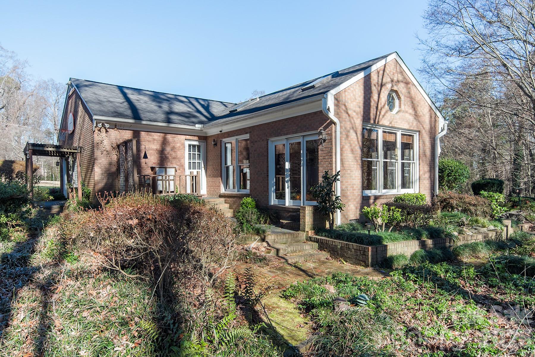 245 Spicewood Lane #25 — Salisbury