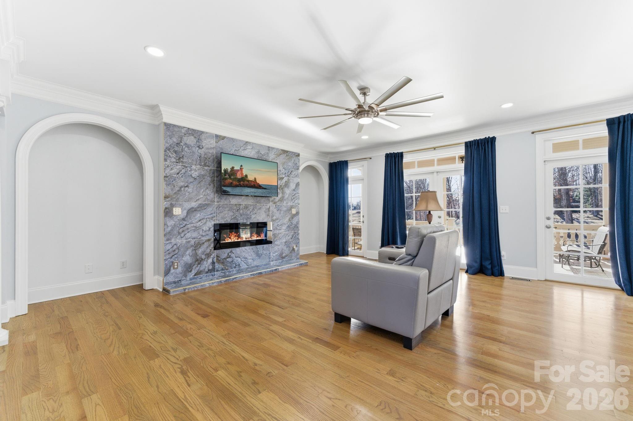 450 Beaver Creek Road #14 — Lexington
