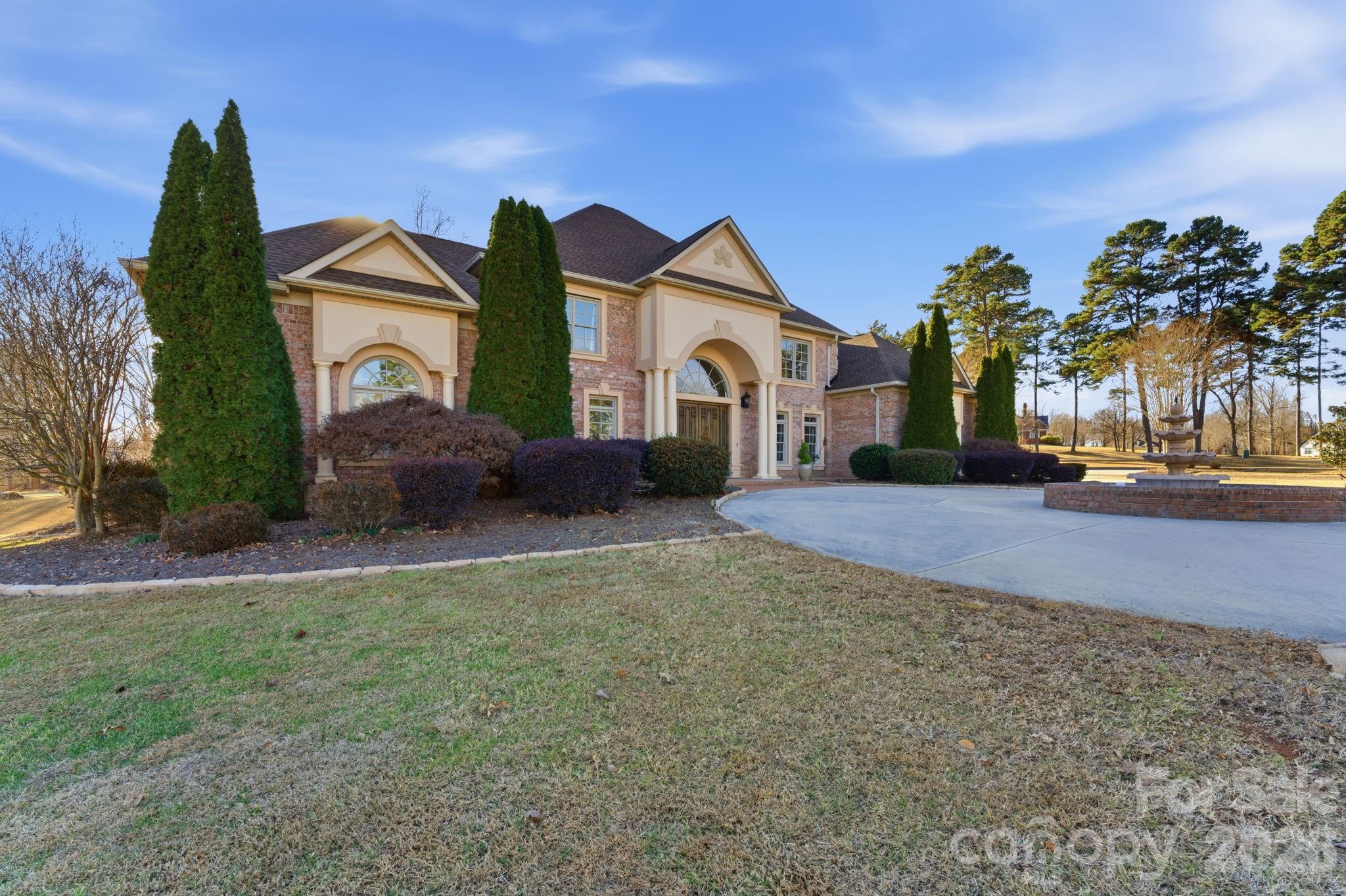 450 Beaver Creek Road #14 — Lexington