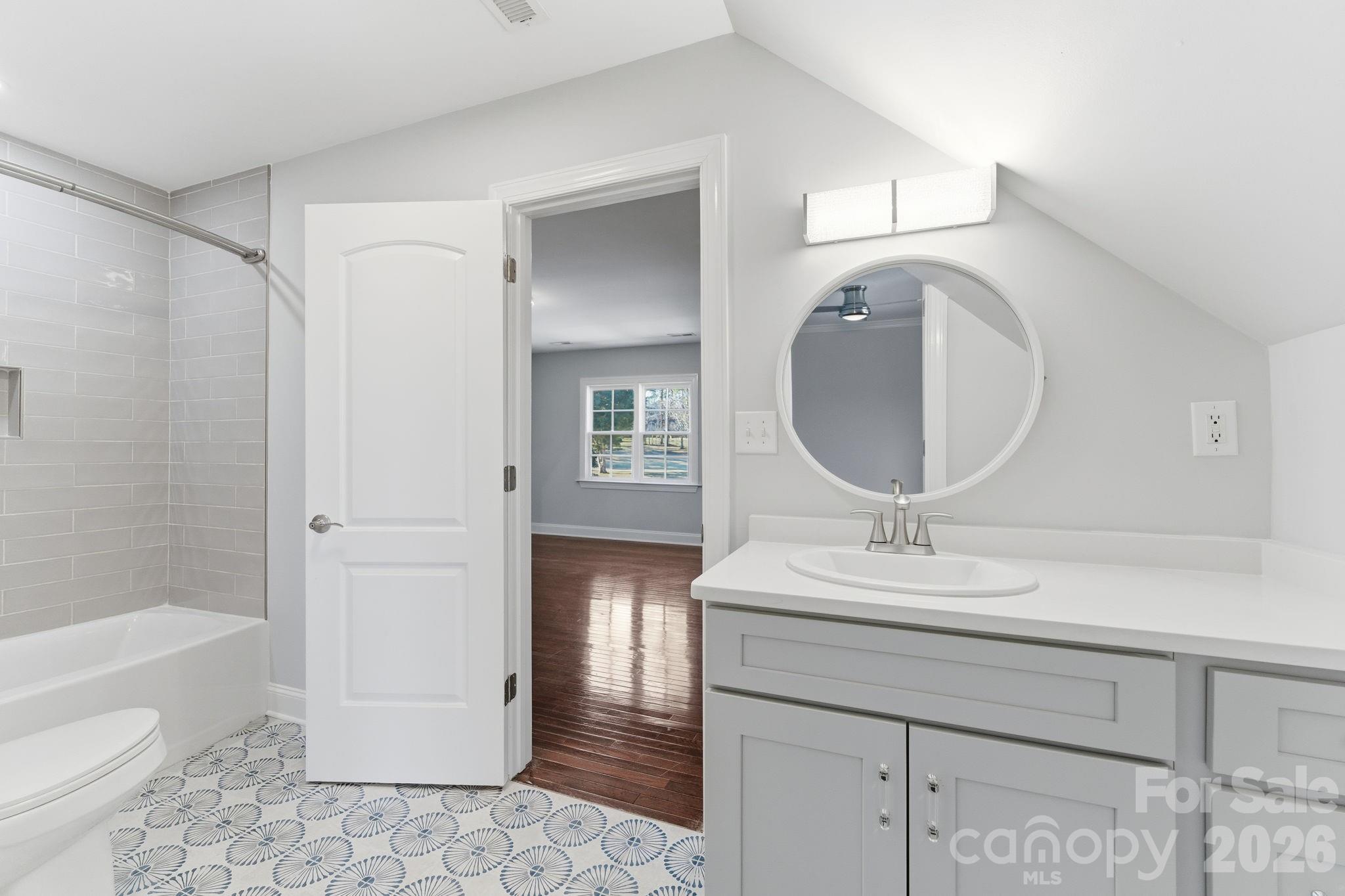 450 Beaver Creek Road #14 — Lexington