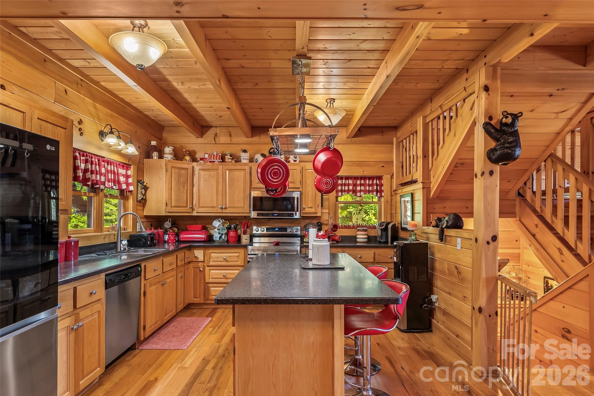 16 Saratoga Drive — Nebo