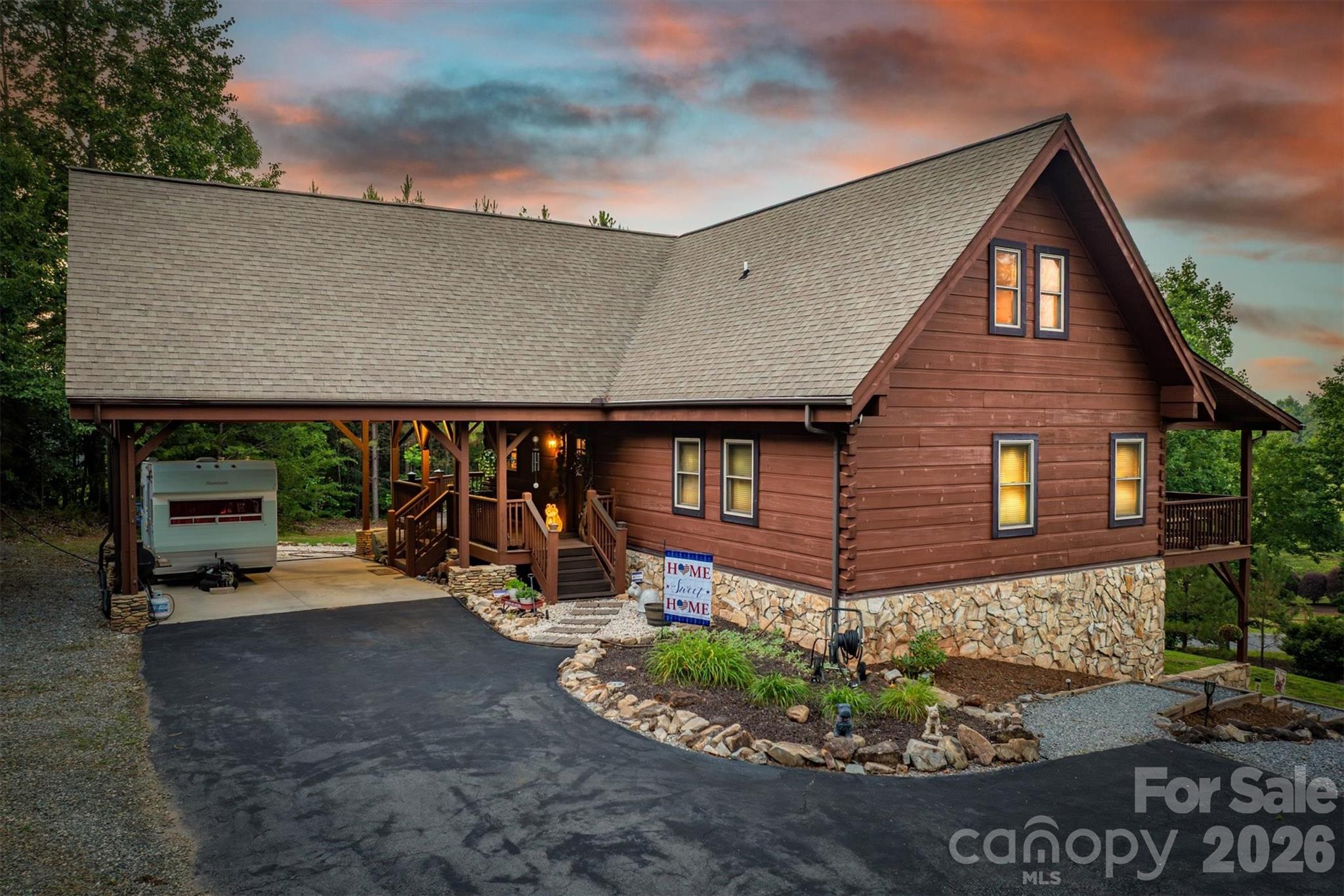 16 Saratoga Drive — Nebo