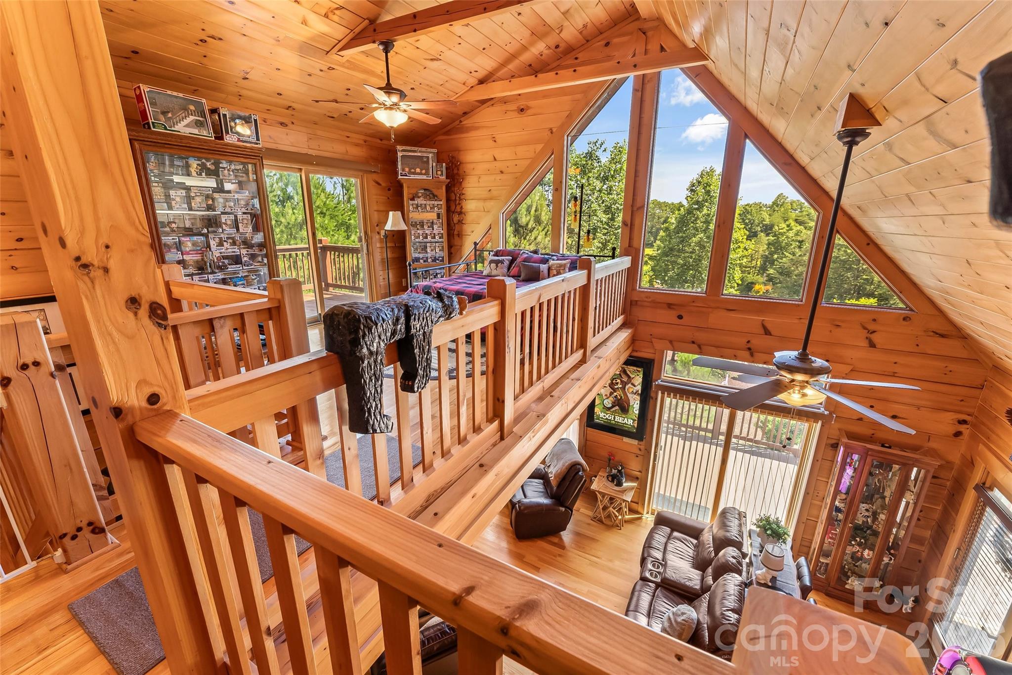 16 Saratoga Drive — Nebo