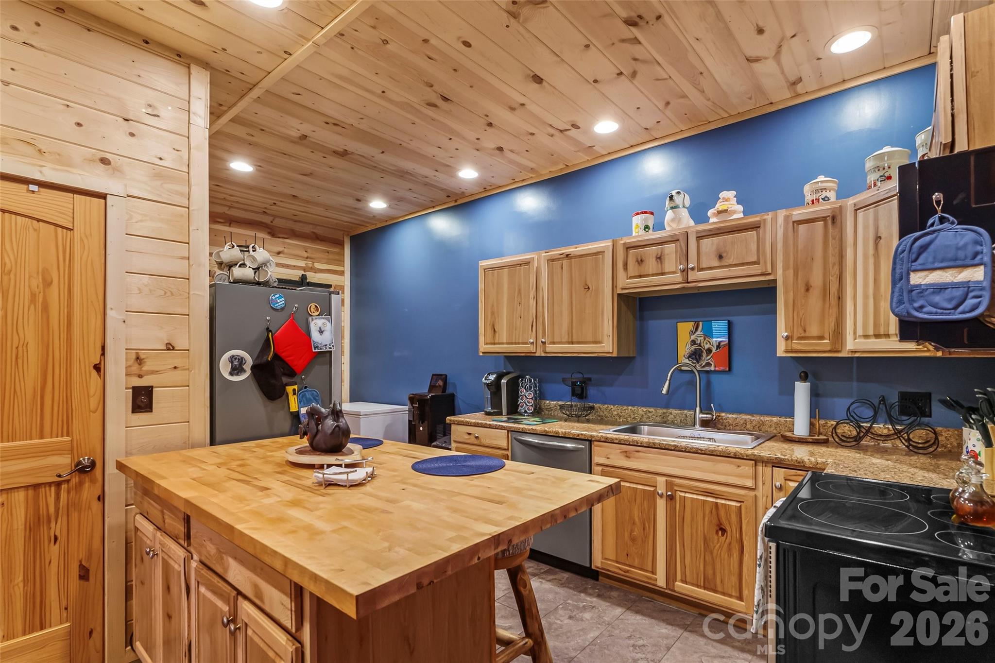 16 Saratoga Drive — Nebo