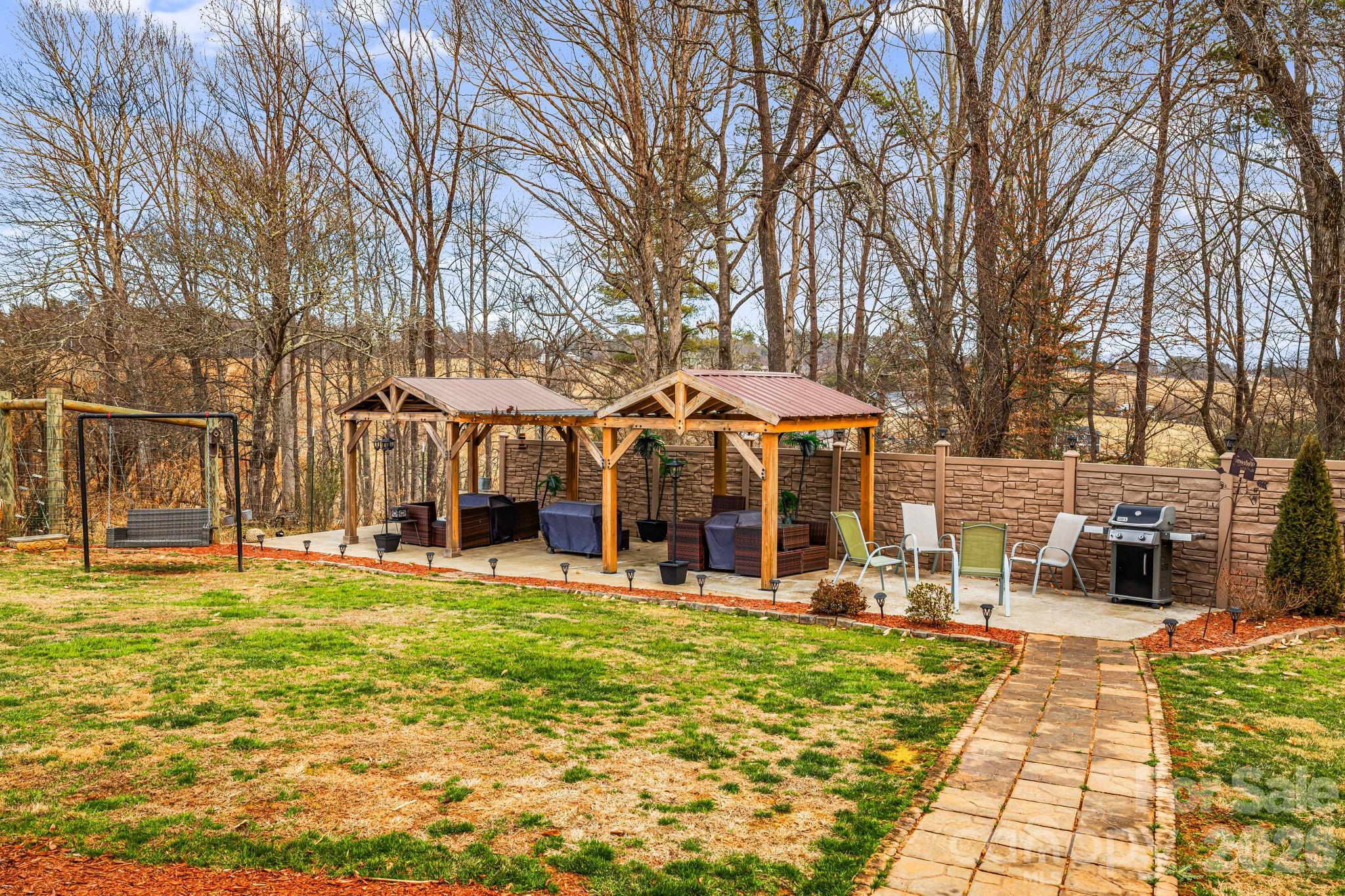 79 Bear Creek Hills Drive — Leicester