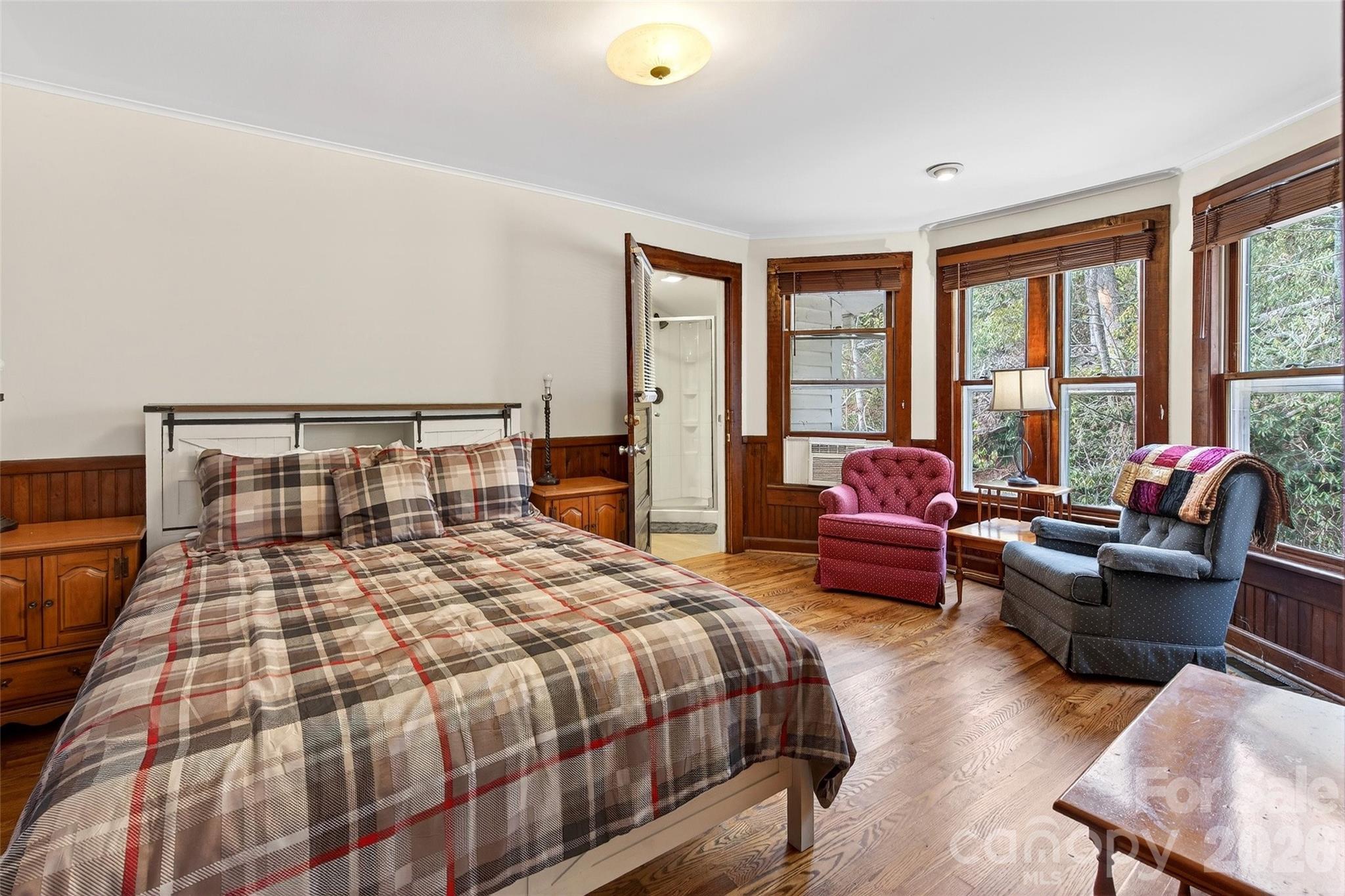 287 North Carolina Terrace — Montreat