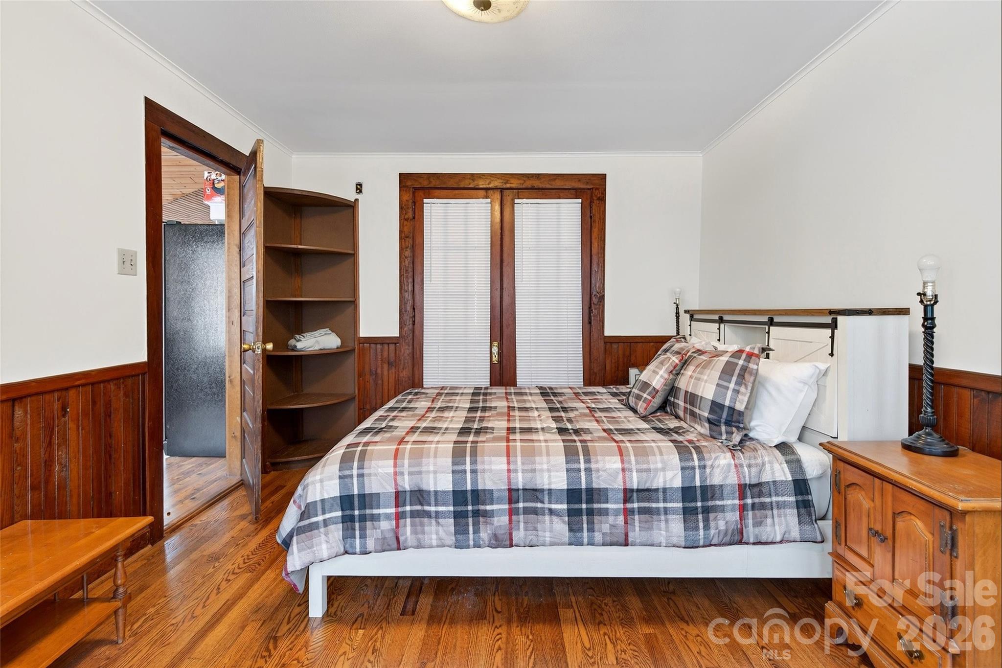 287 North Carolina Terrace — Montreat