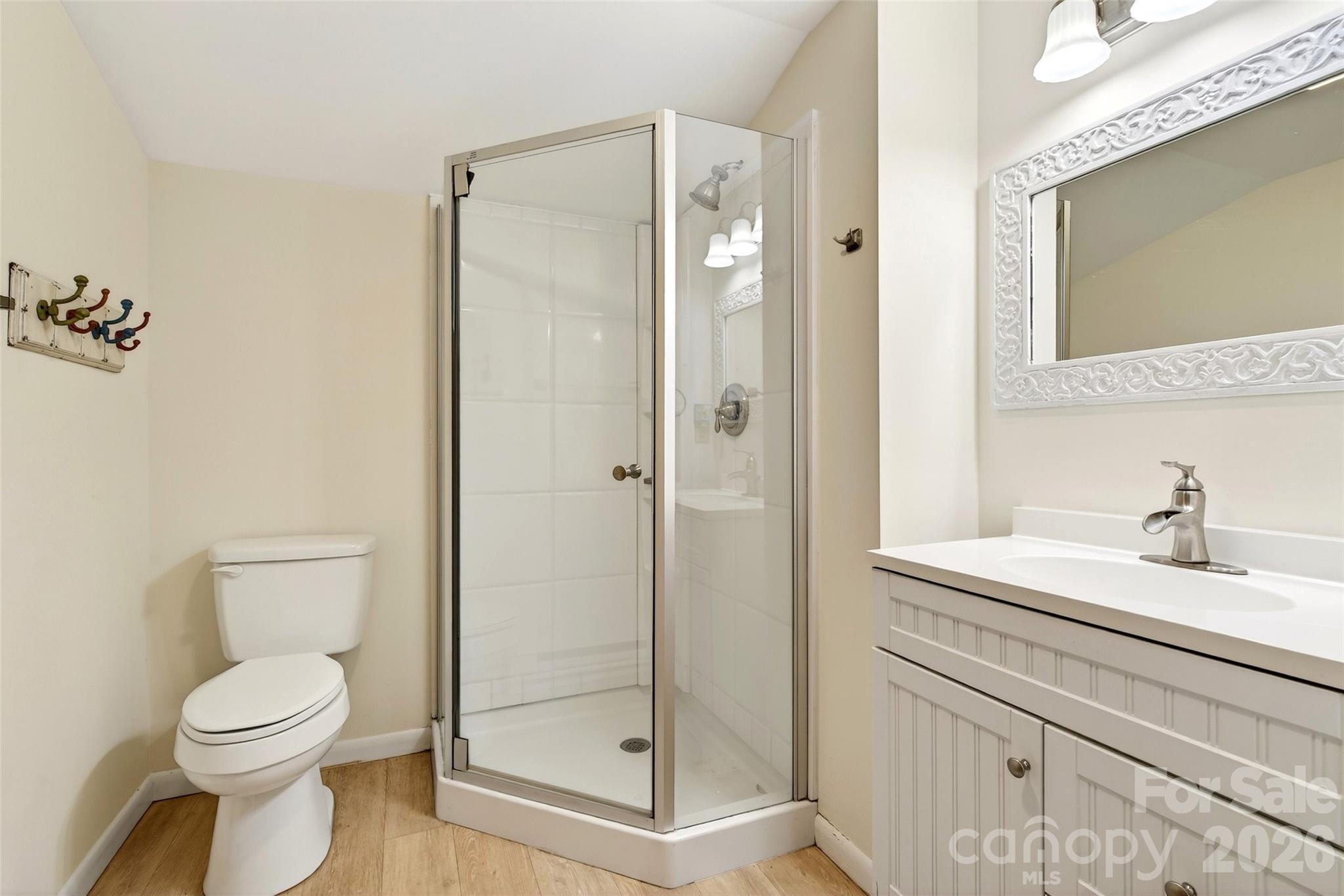 287 North Carolina Terrace — Montreat