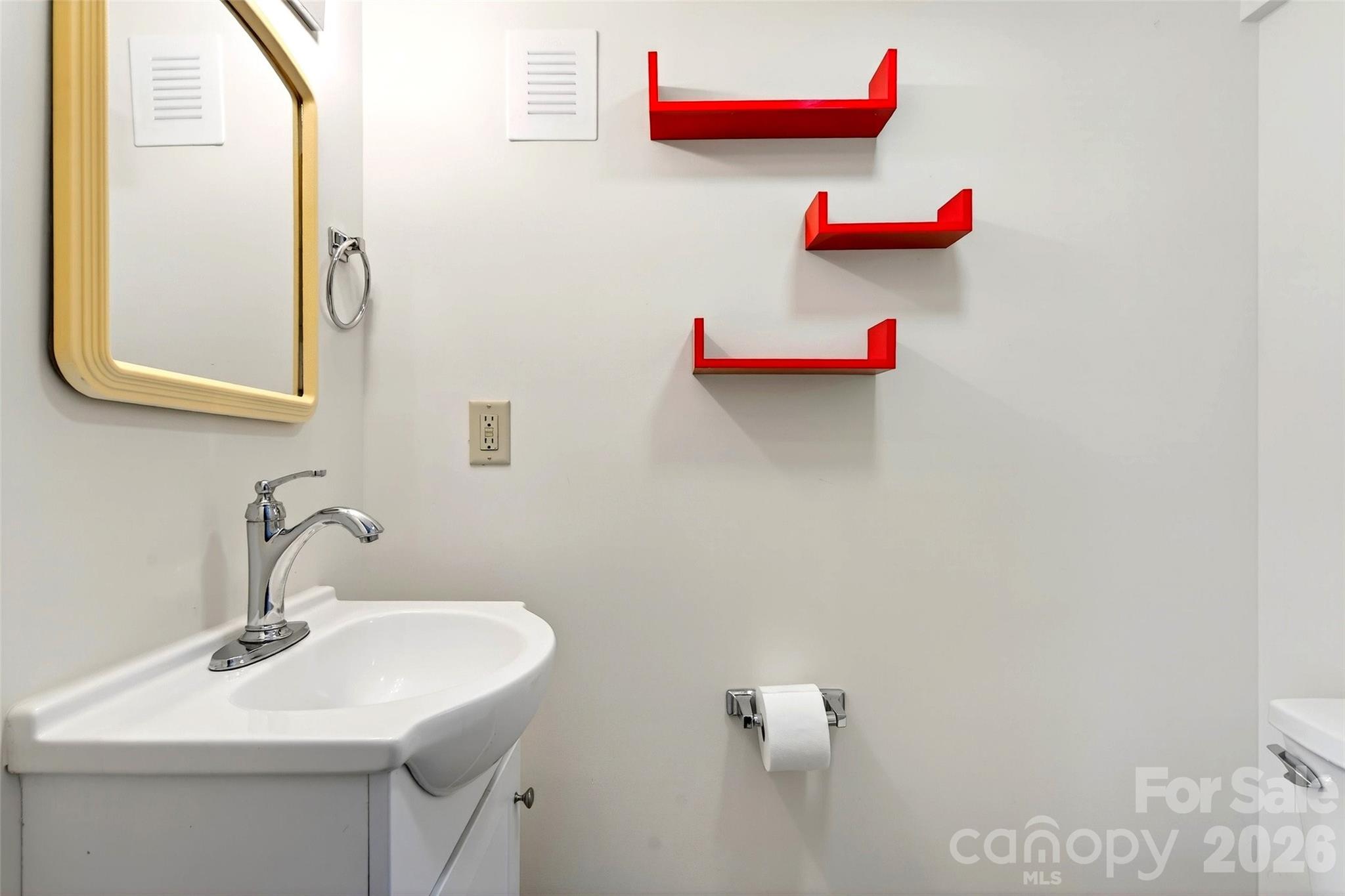 287 North Carolina Terrace — Montreat
