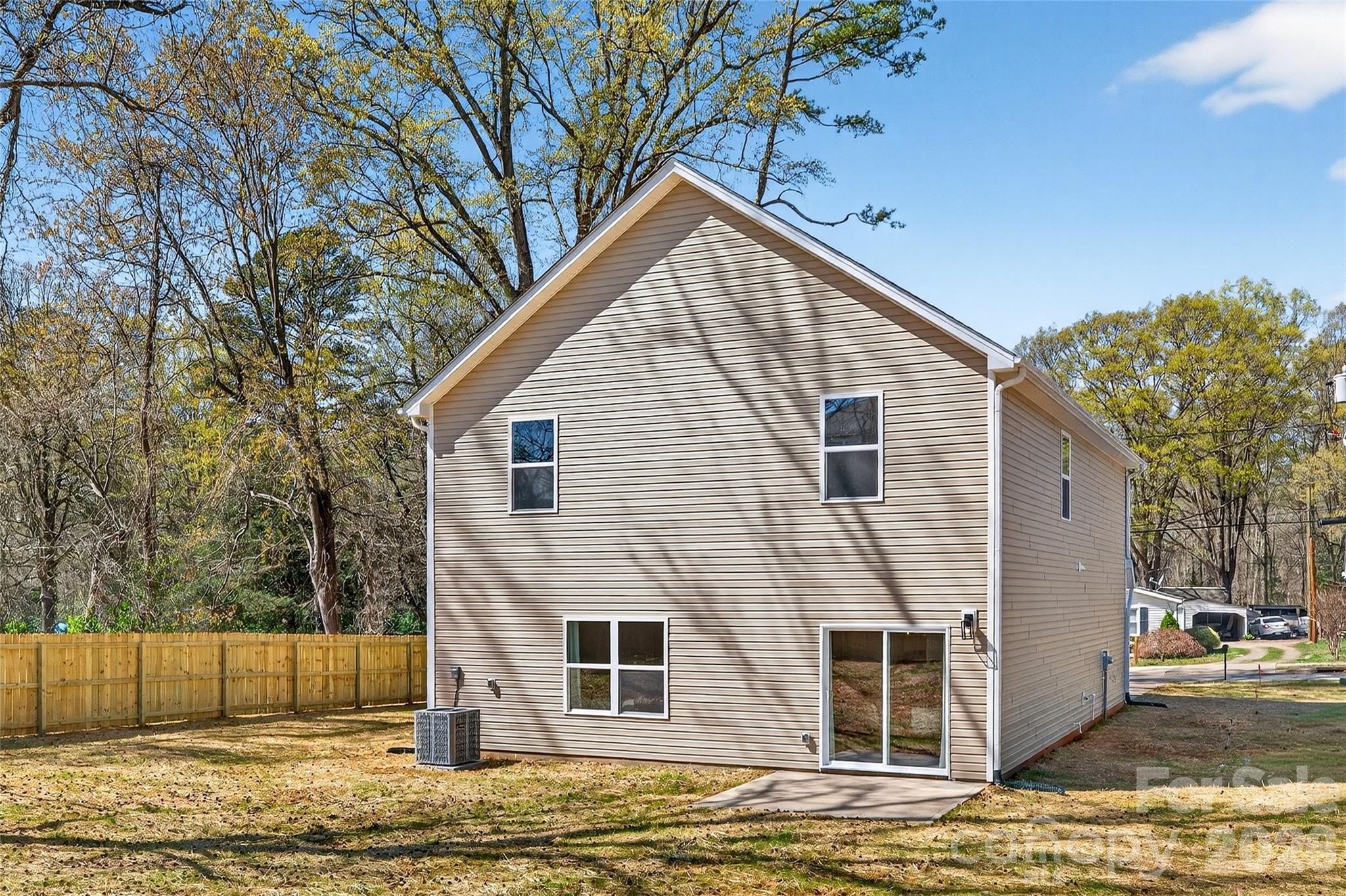 539 Dawn Circle — Charlotte
