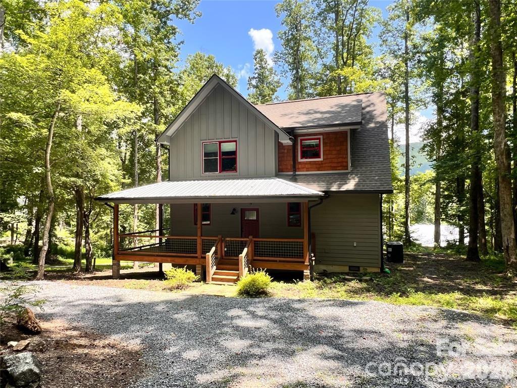 43 Clinchfield Gap Road — Marion