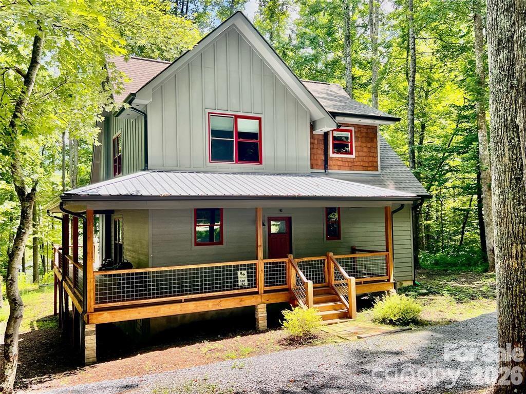 43 Clinchfield Gap Road — Marion