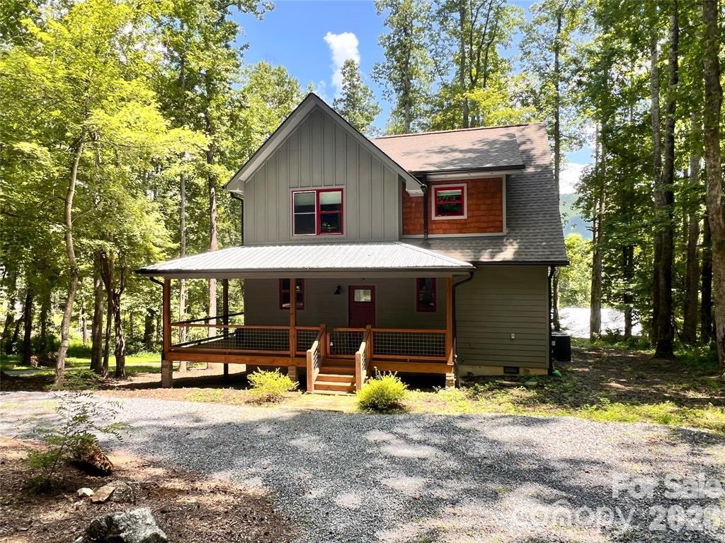 43 Clinchfield Gap Road — Marion