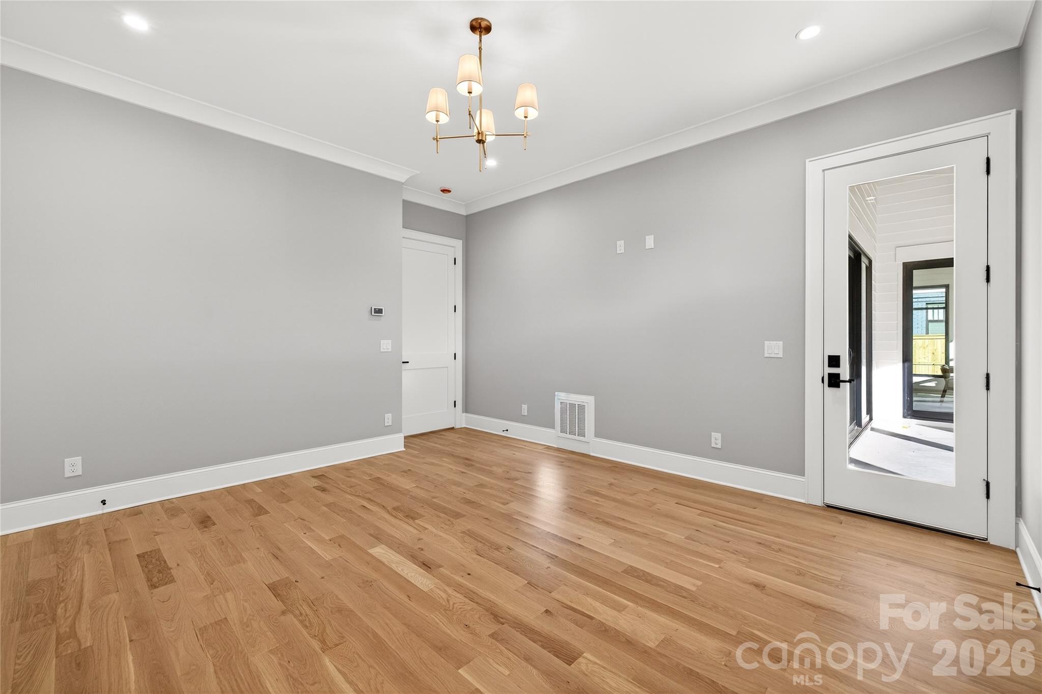 1316 Holmes Drive — Charlotte