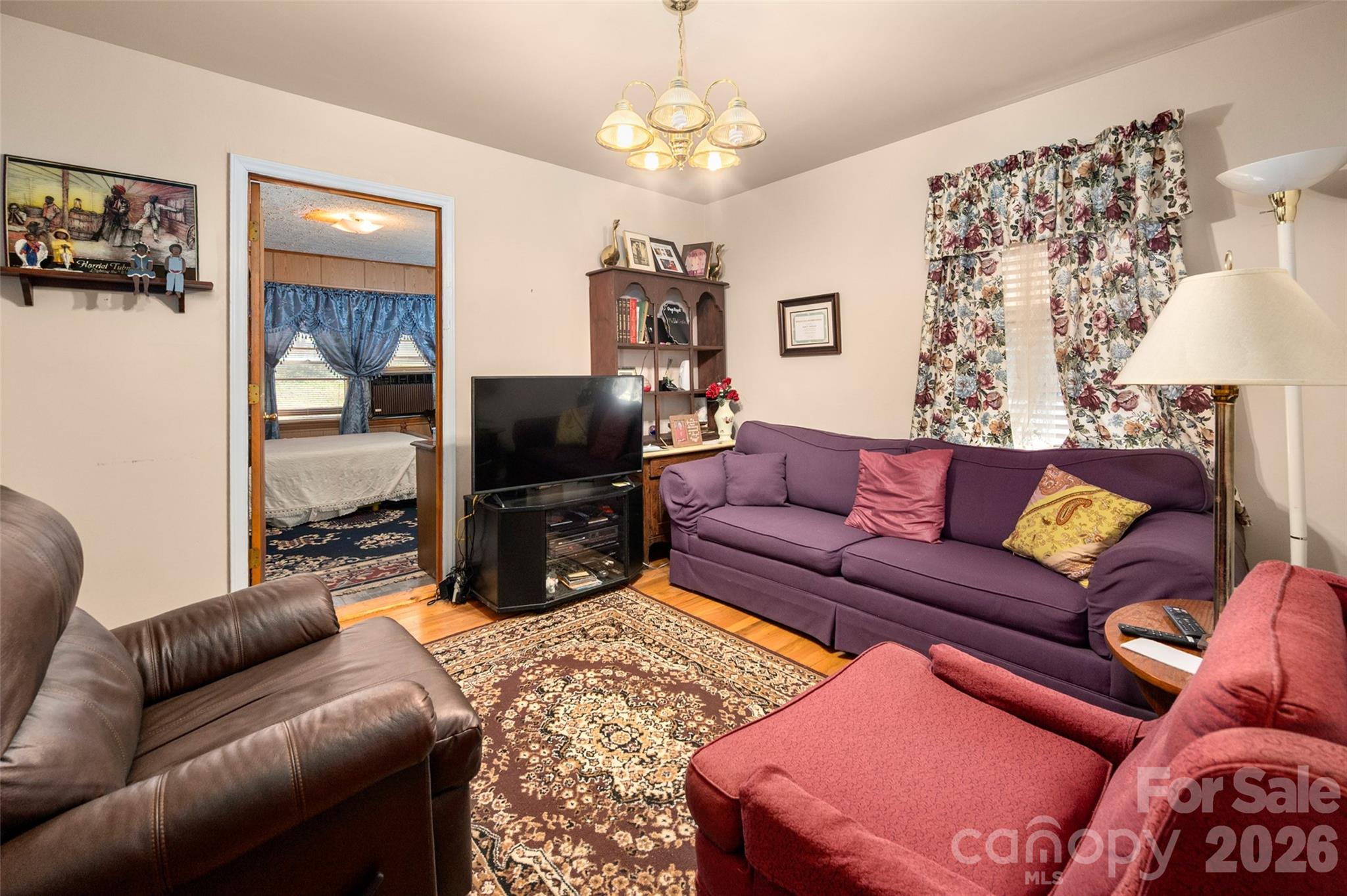 1631 Lincoln Drive — Shelby