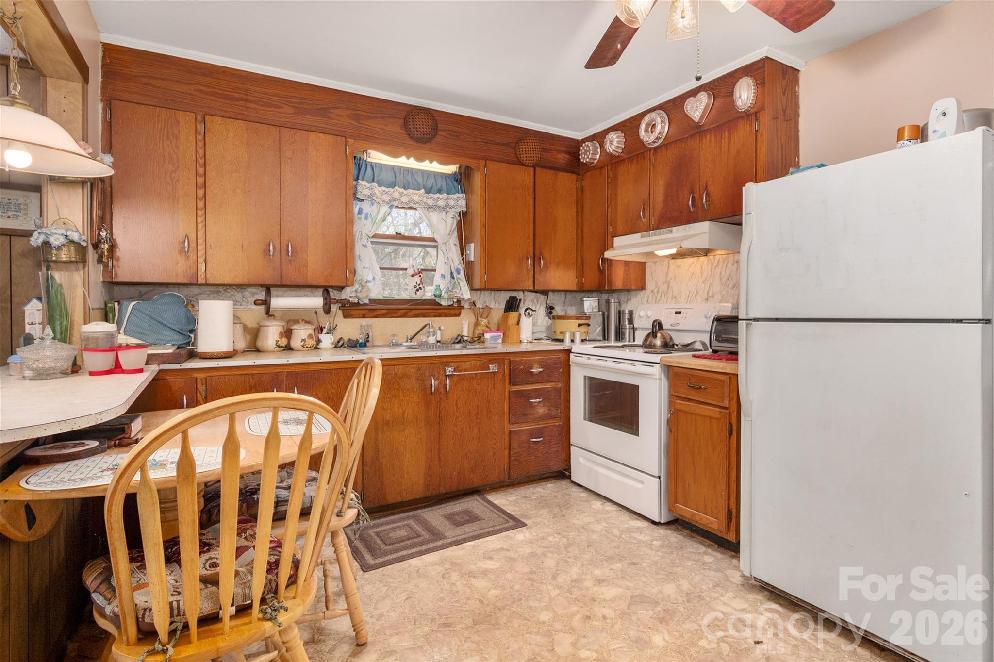 1631 Lincoln Drive — Shelby