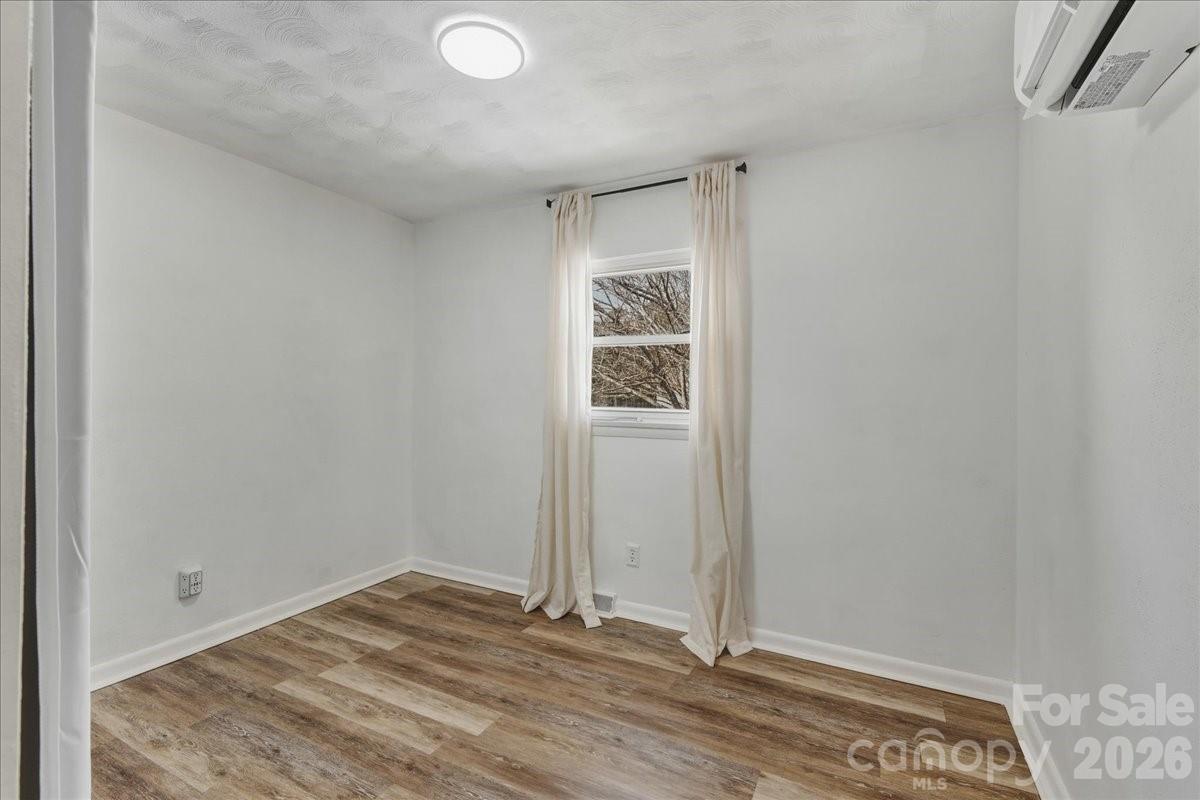 2563 Marble Street — Newton