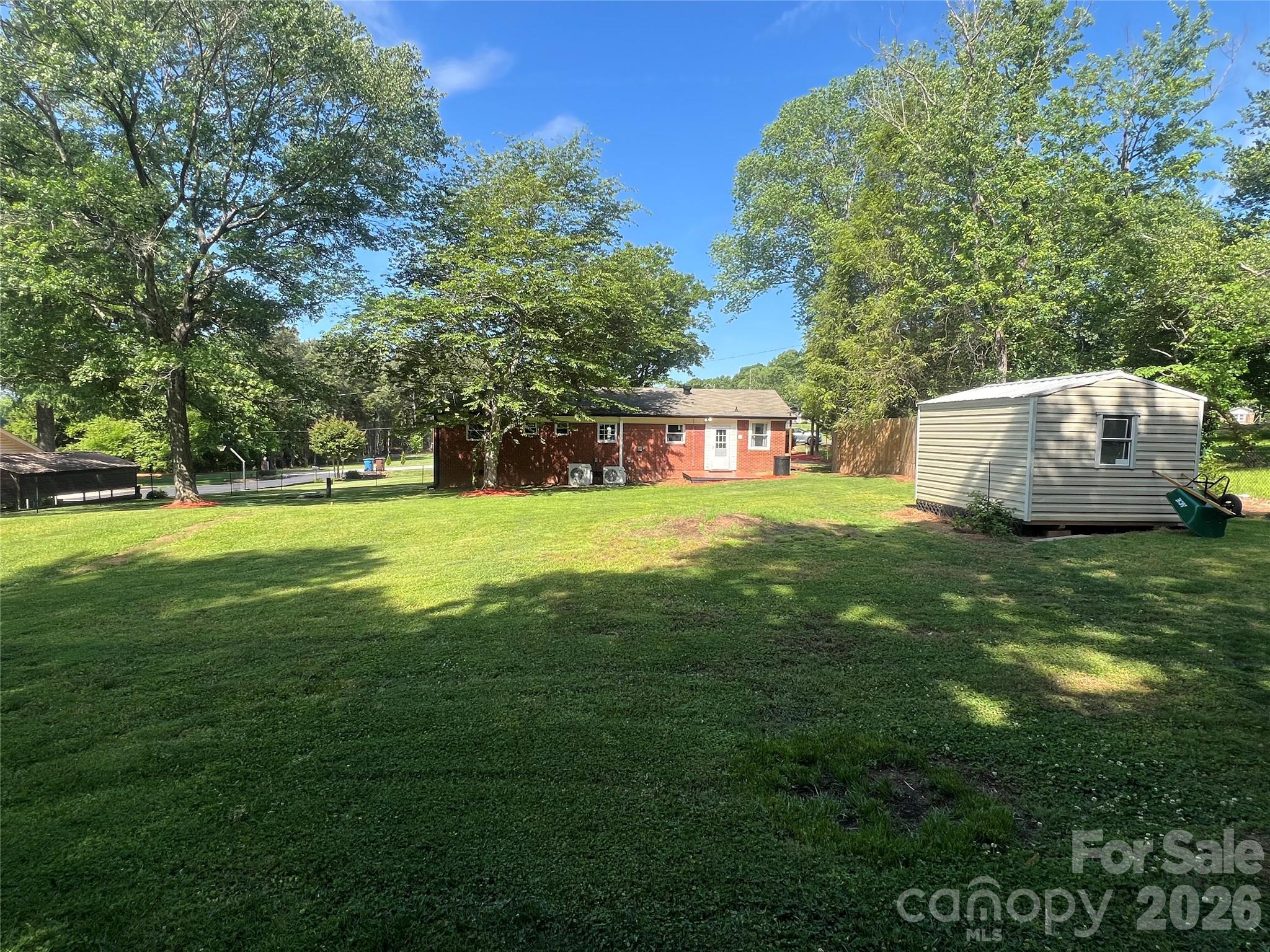 2563 Marble Street — Newton