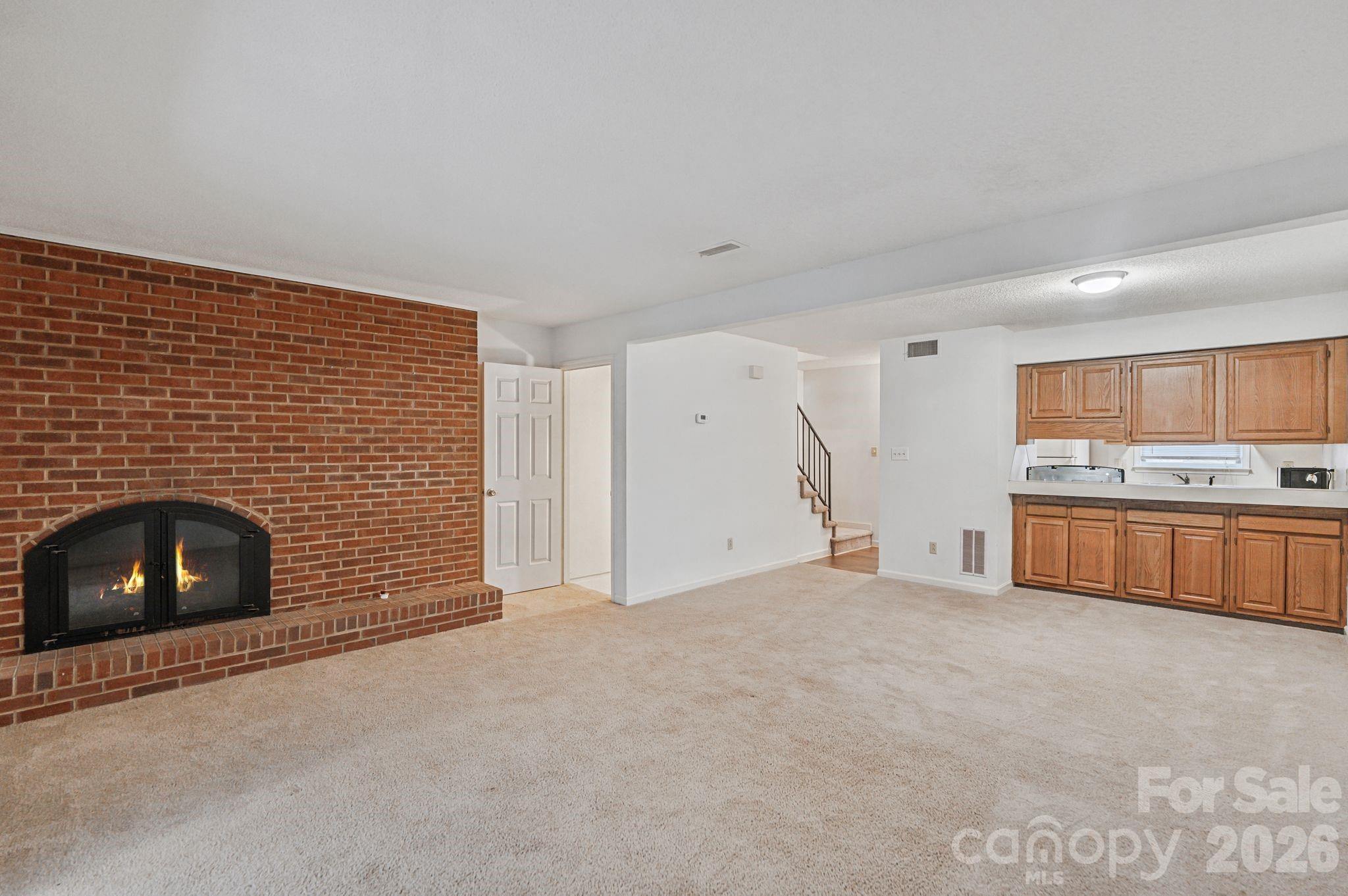 239 13th Avenue Place NW #16 — Hickory