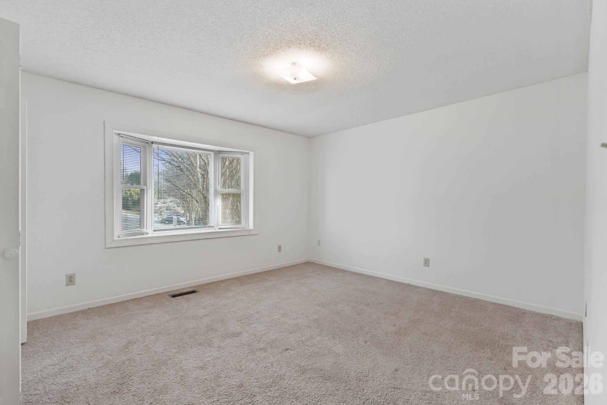 239 13th Avenue Place NW #16 — Hickory