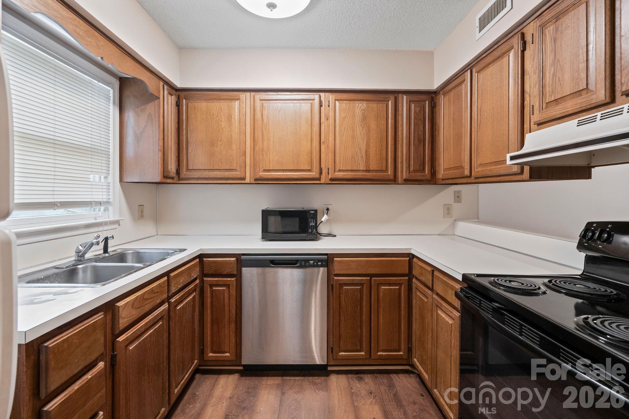 239 13th Avenue Place NW #16 — Hickory