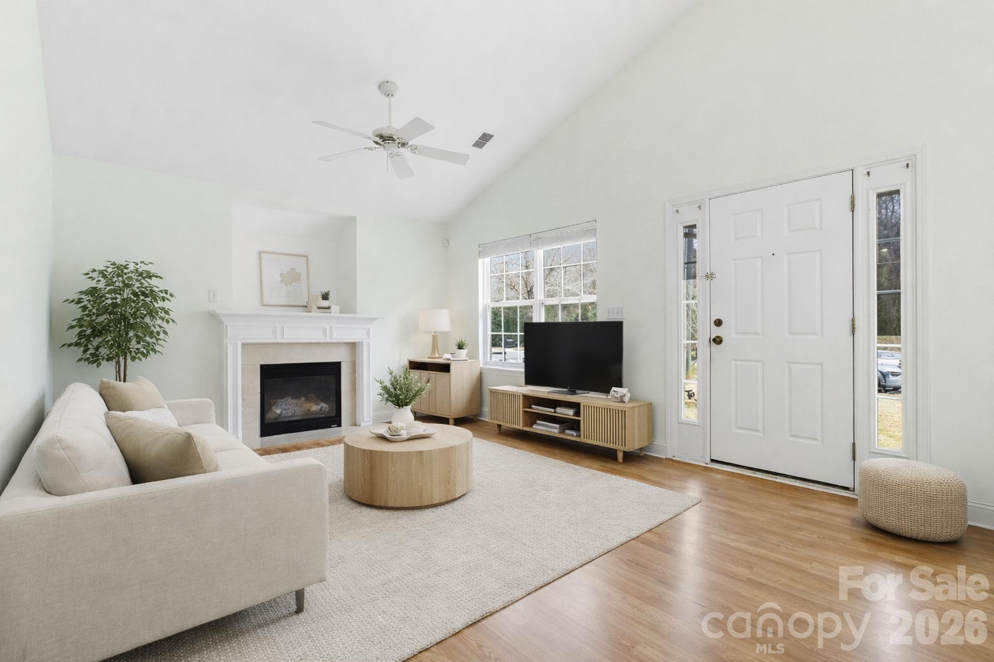 2126 Downing Street — Charlotte