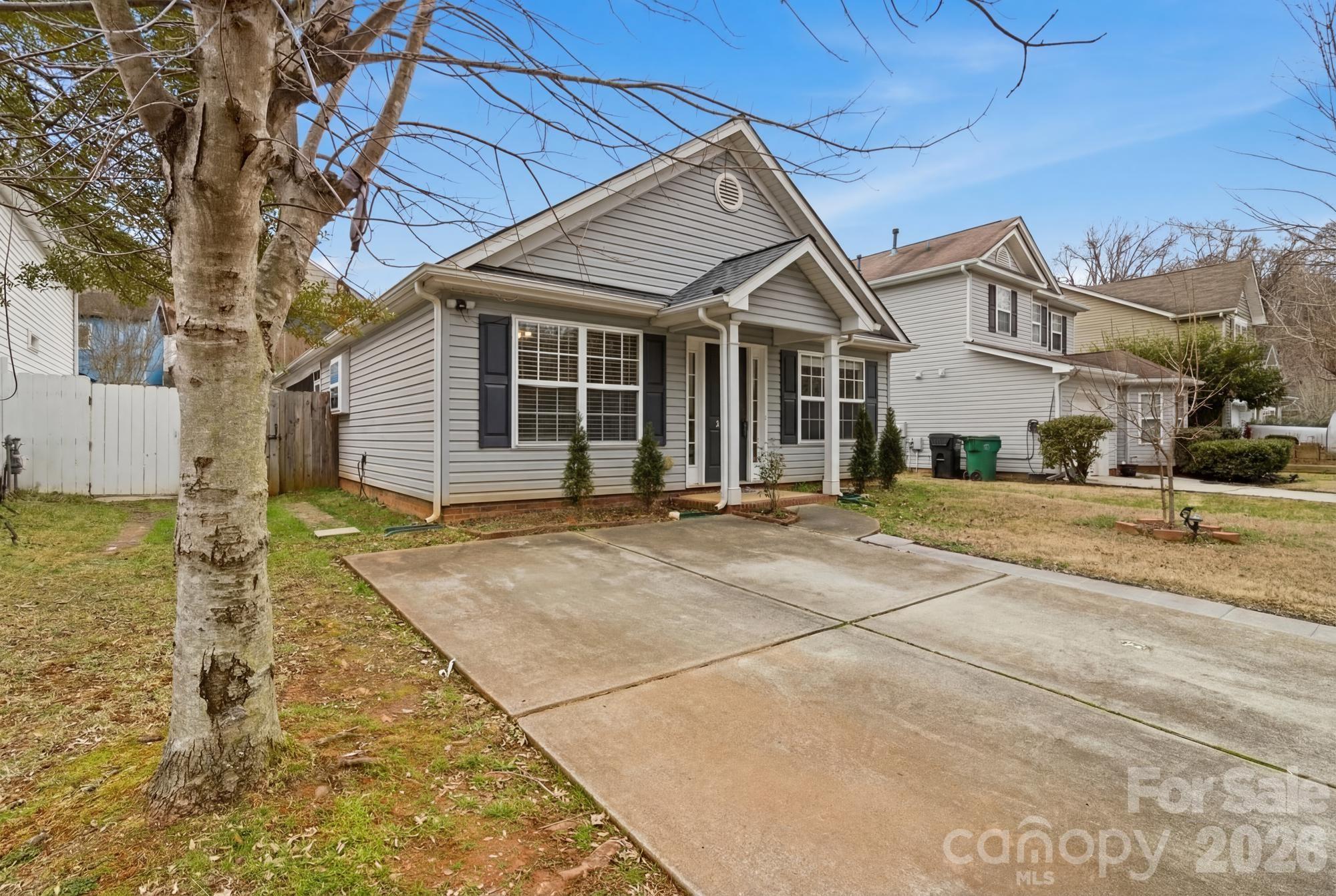 2126 Downing Street — Charlotte